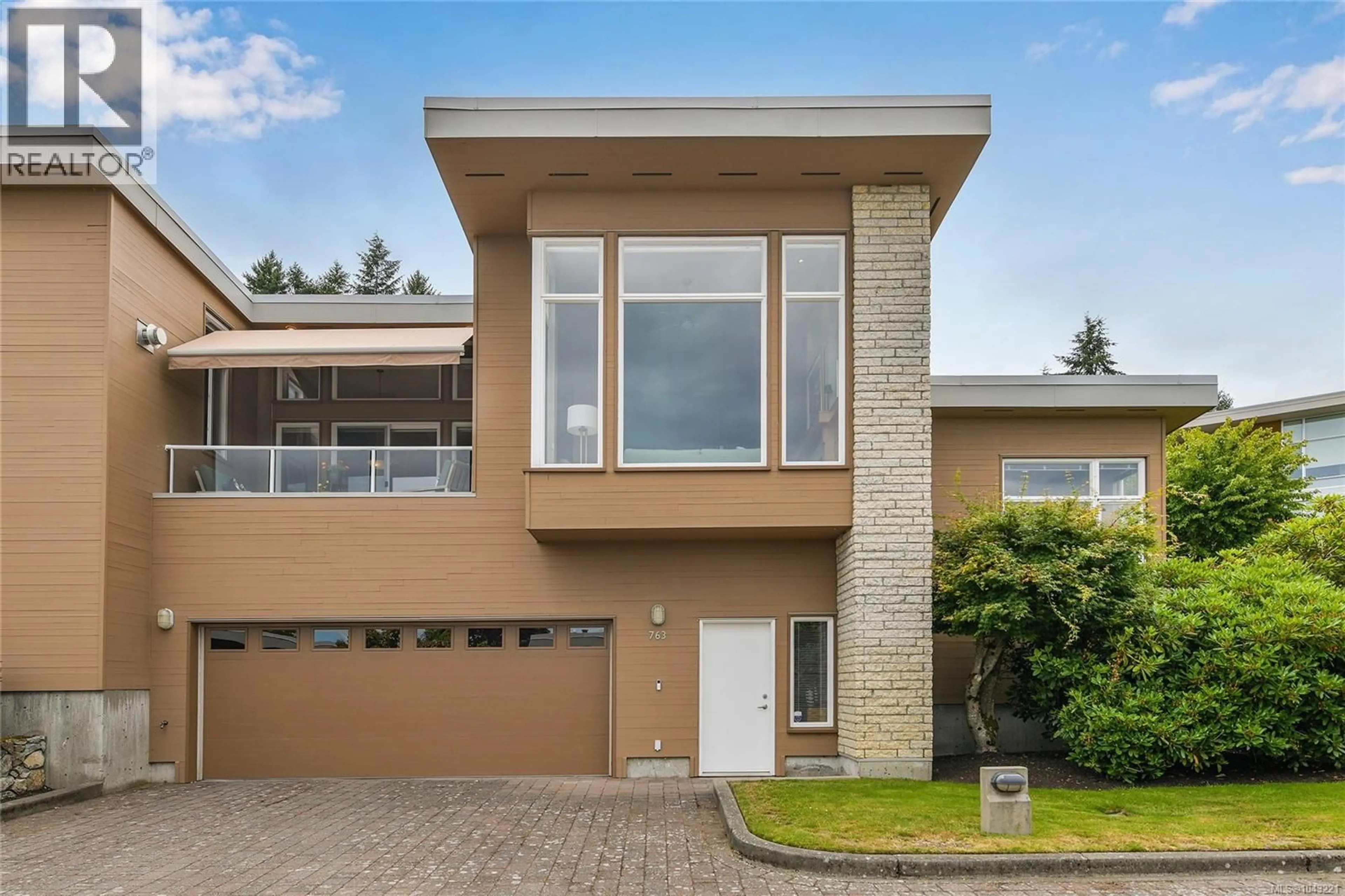 Home with brick exterior material, street for 763 SAYWARD HILL TERRACE, Saanich British Columbia V8Y3K1