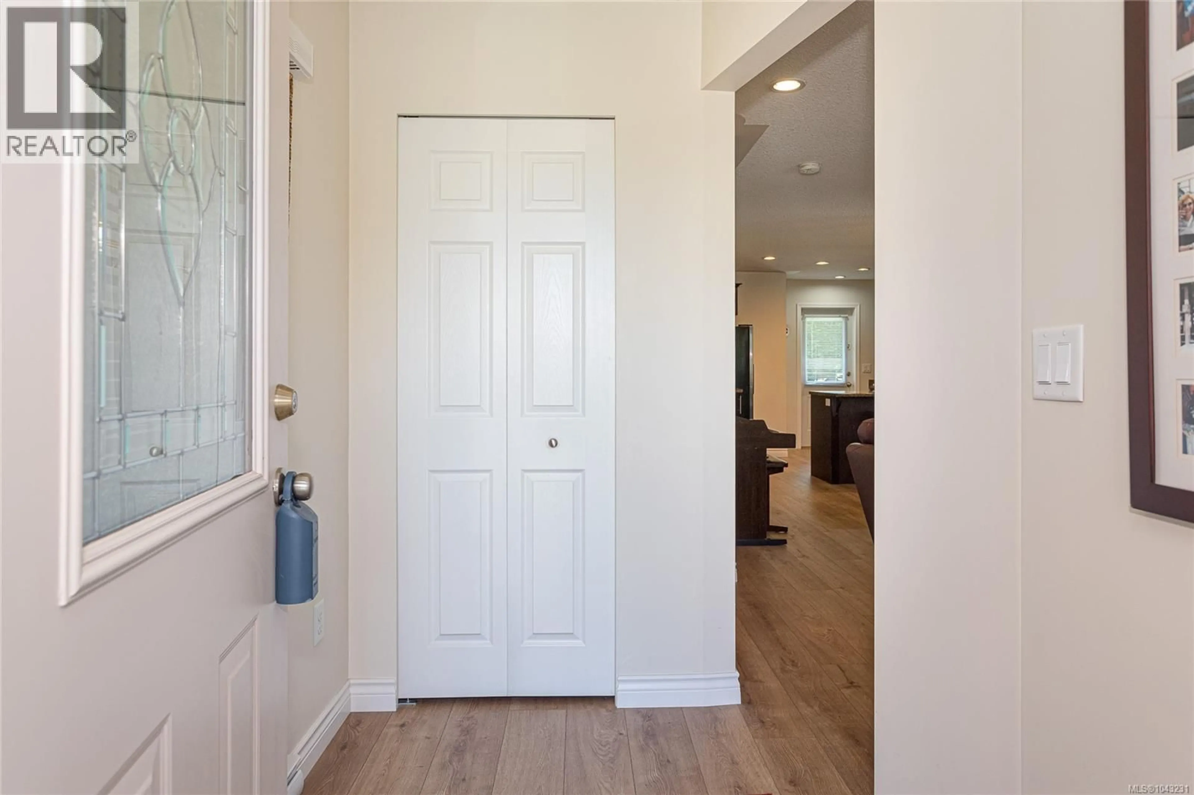 Indoor entryway for 5 - 9650 ASKEW CREEK DRIVE, Chemainus British Columbia V0R1K3