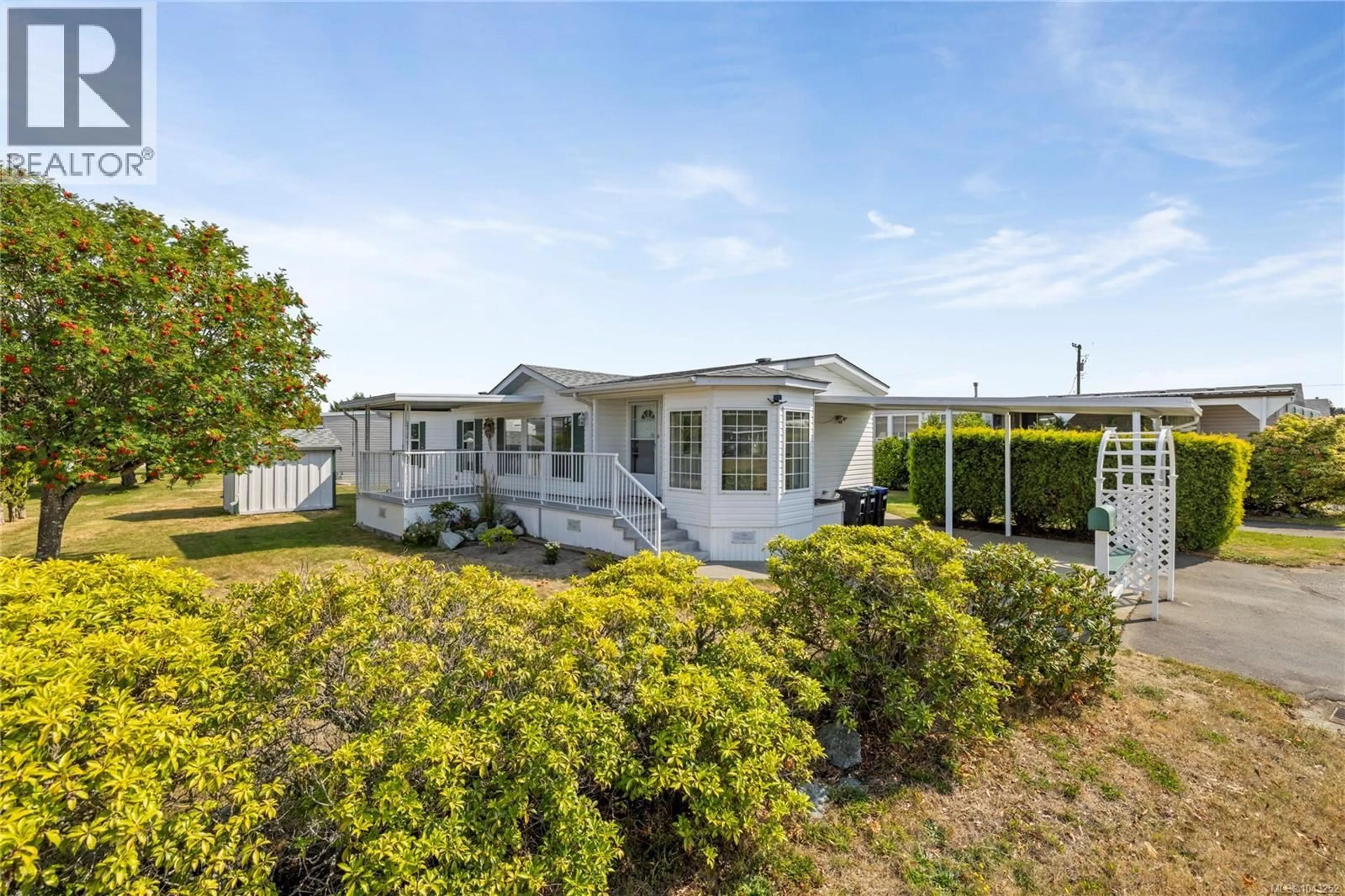 Home with vinyl exterior material, unknown for 25 - 450 STANFORD AVENUE, Parksville British Columbia V9P1V8