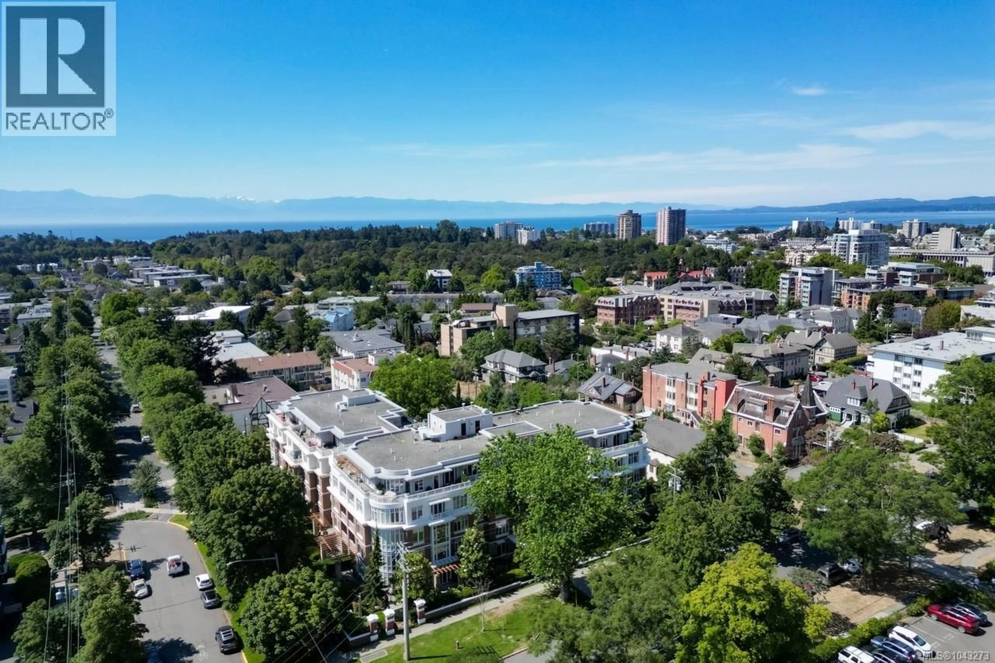 A pic from outside/outdoor area/front of a property/back of a property/a pic from drone, city buildings view from balcony for 412 - 999 BURDETT AVENUE, Victoria British Columbia V8V3G7