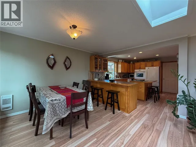 634 HOLM ROAD, Campbell River 2
