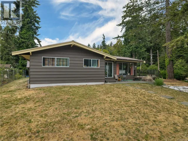 3479 FRASER ROAD, Courtenay 3