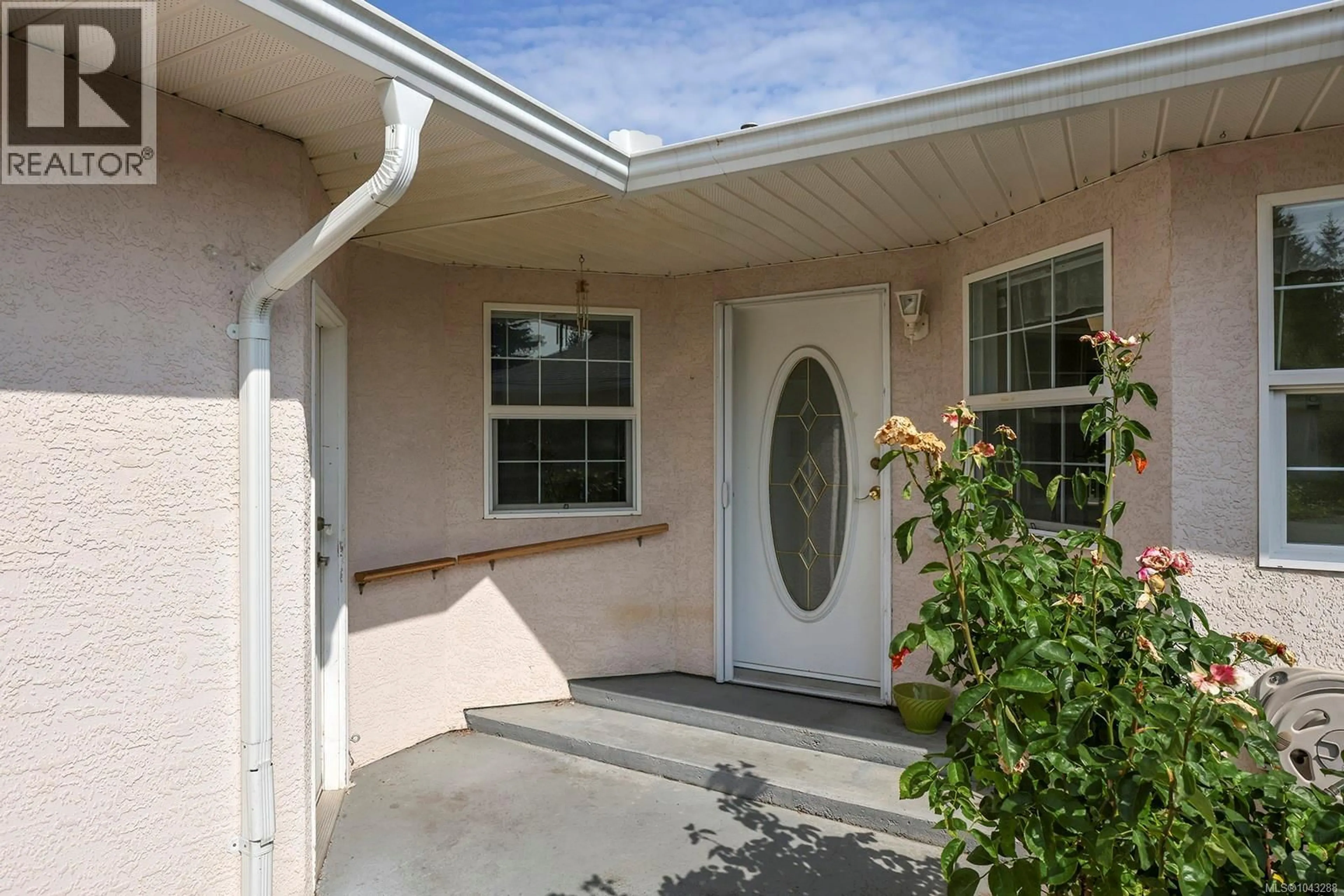 Unknown for 3 - 3355 FIRST STREET, Cumberland British Columbia V0R1S0