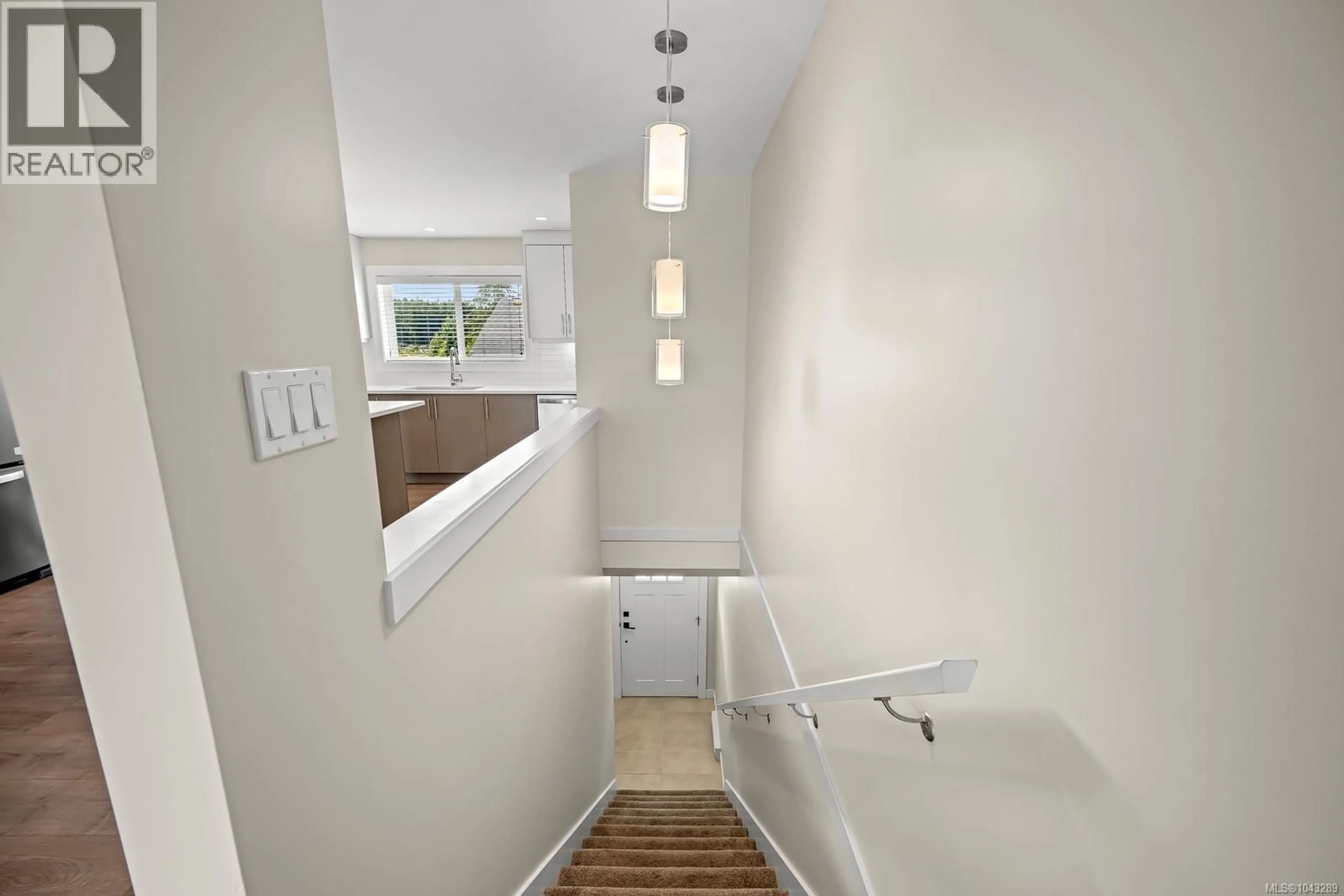 Stairs for 205 - 2485 IDIENS WAY, Courtenay British Columbia V9N9J4