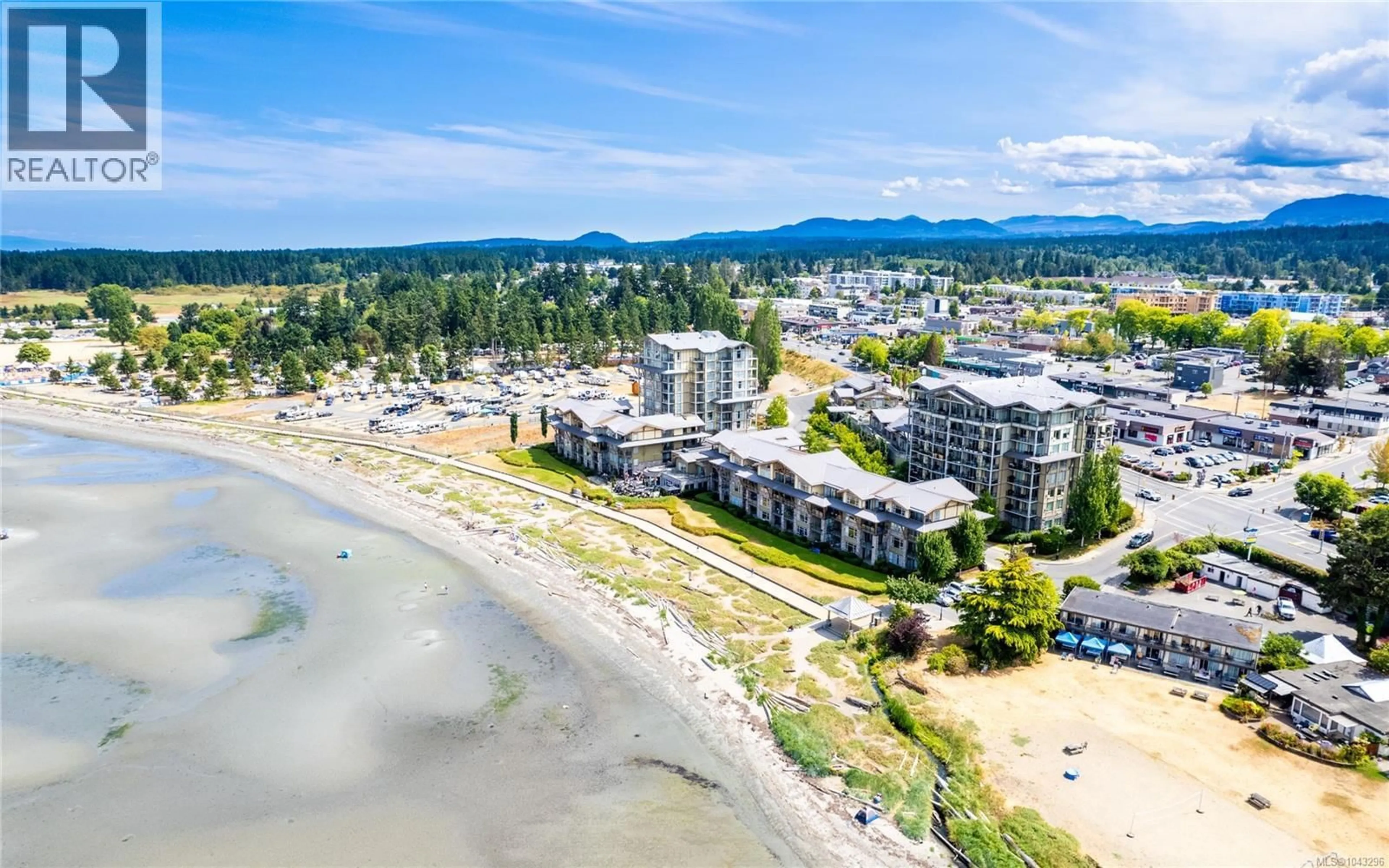 A pic from outside/outdoor area/front of a property/back of a property/a pic from drone, water/lake/river/ocean view for 606 - 194 BEACHSIDE DRIVE, Parksville British Columbia V9P0B1