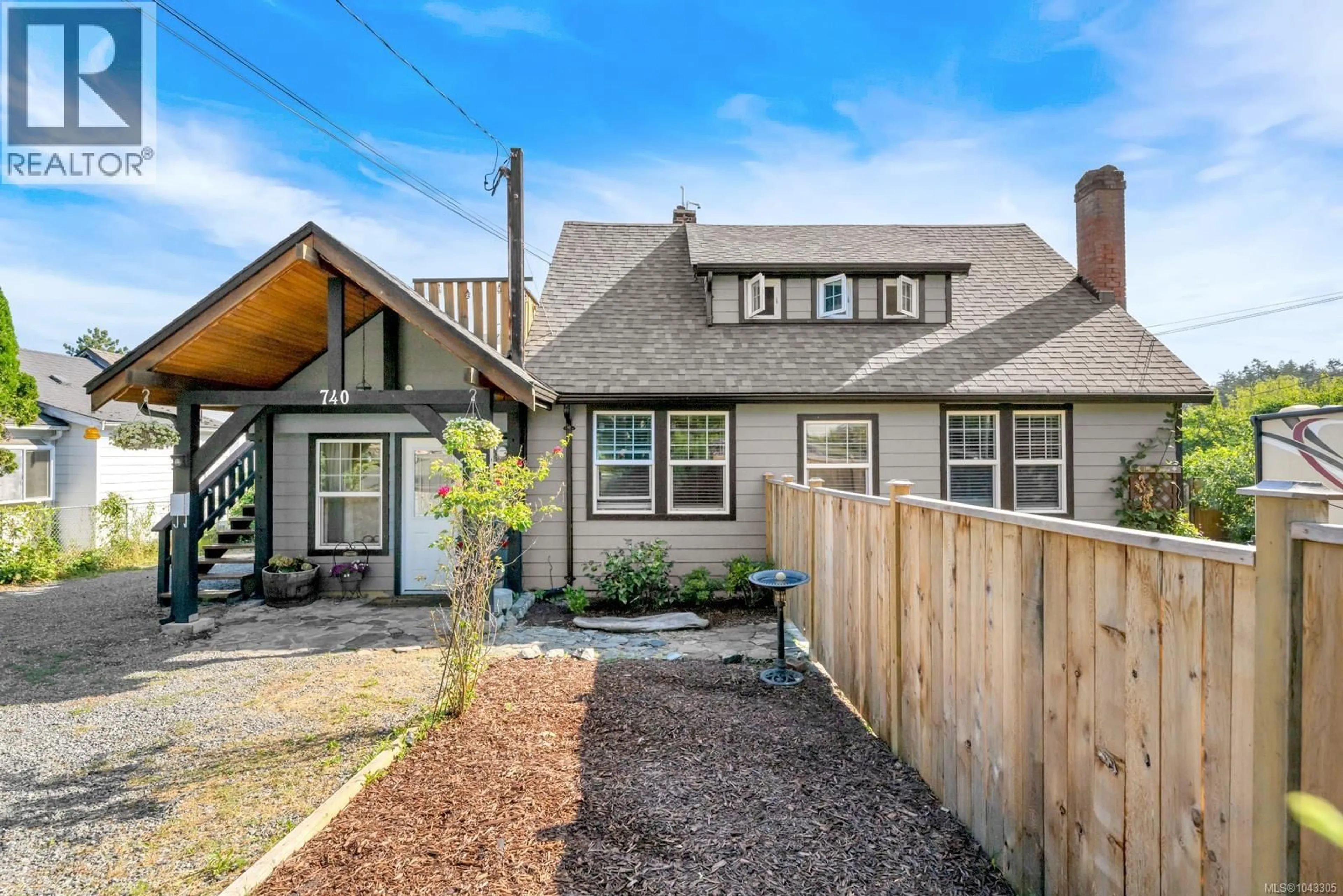 Home with brick exterior material, street for 740 NEWBURY STREET, Saanich British Columbia V9A2C1