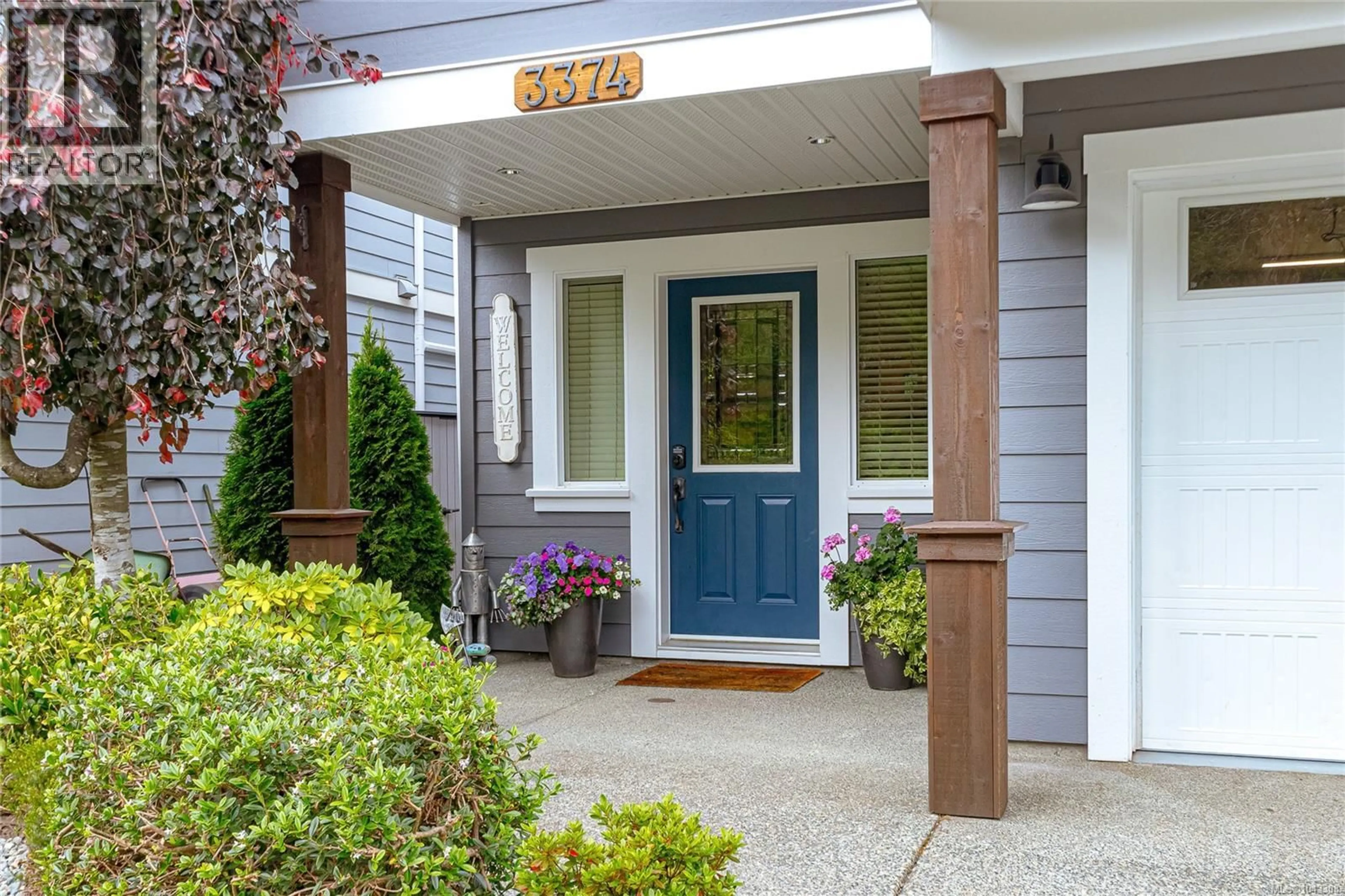 Indoor entryway for 3374 HAZELWOOD ROAD, Langford British Columbia V9C0G9