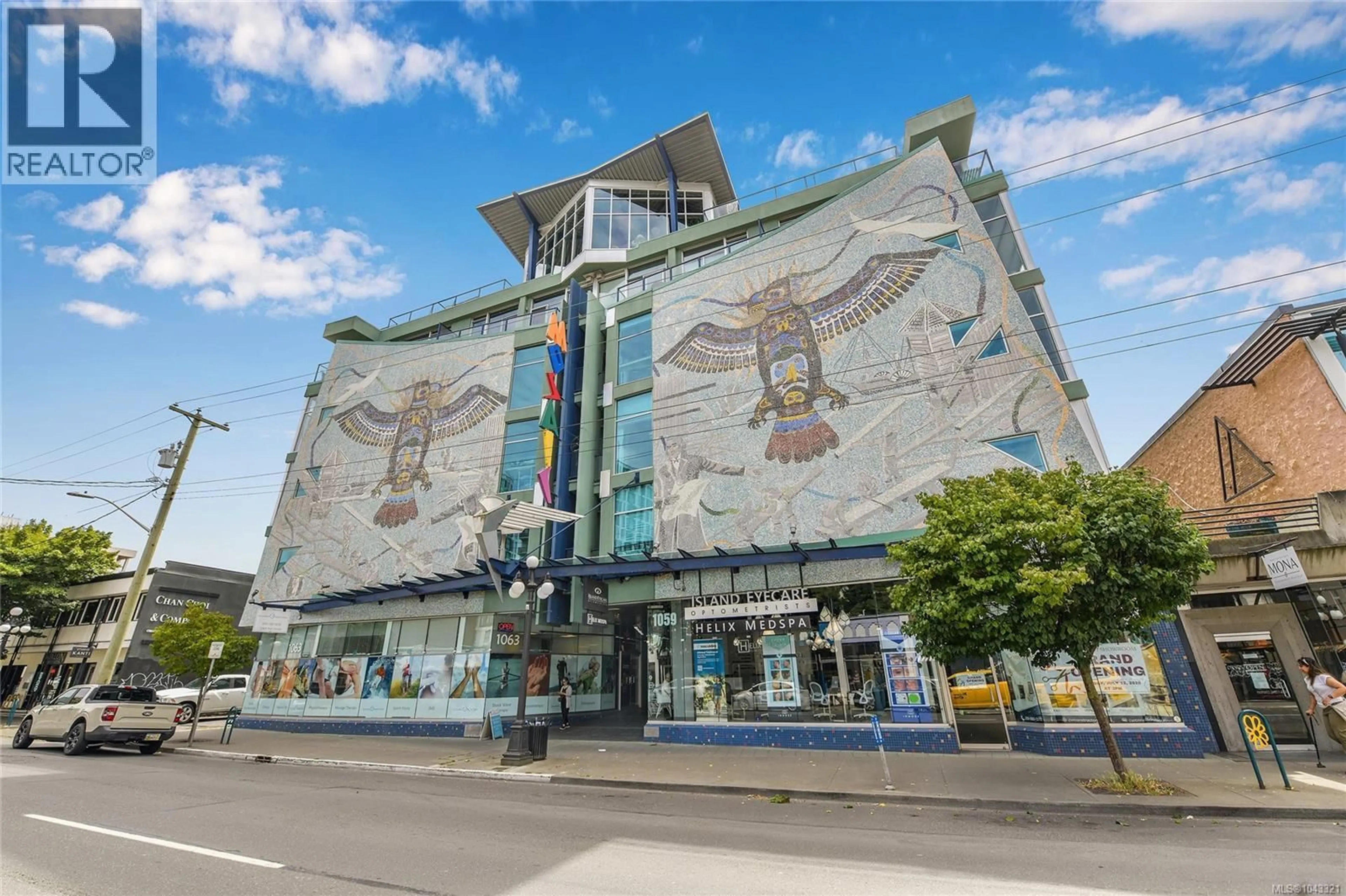 Unknown for 201 - 1061 FORT STREET, Victoria British Columbia V8V5A1