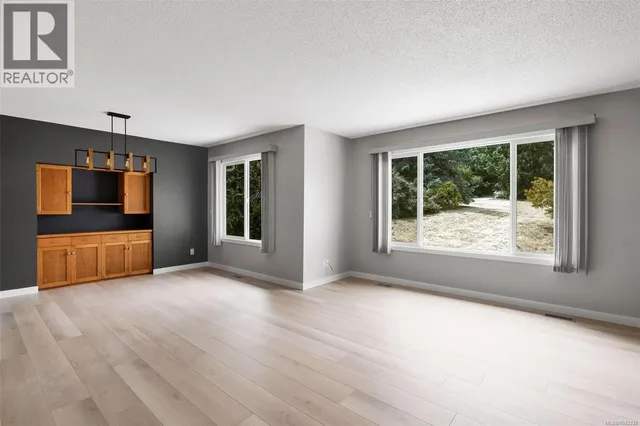 2473 BIDSTON ROAD, Mill Bay 5