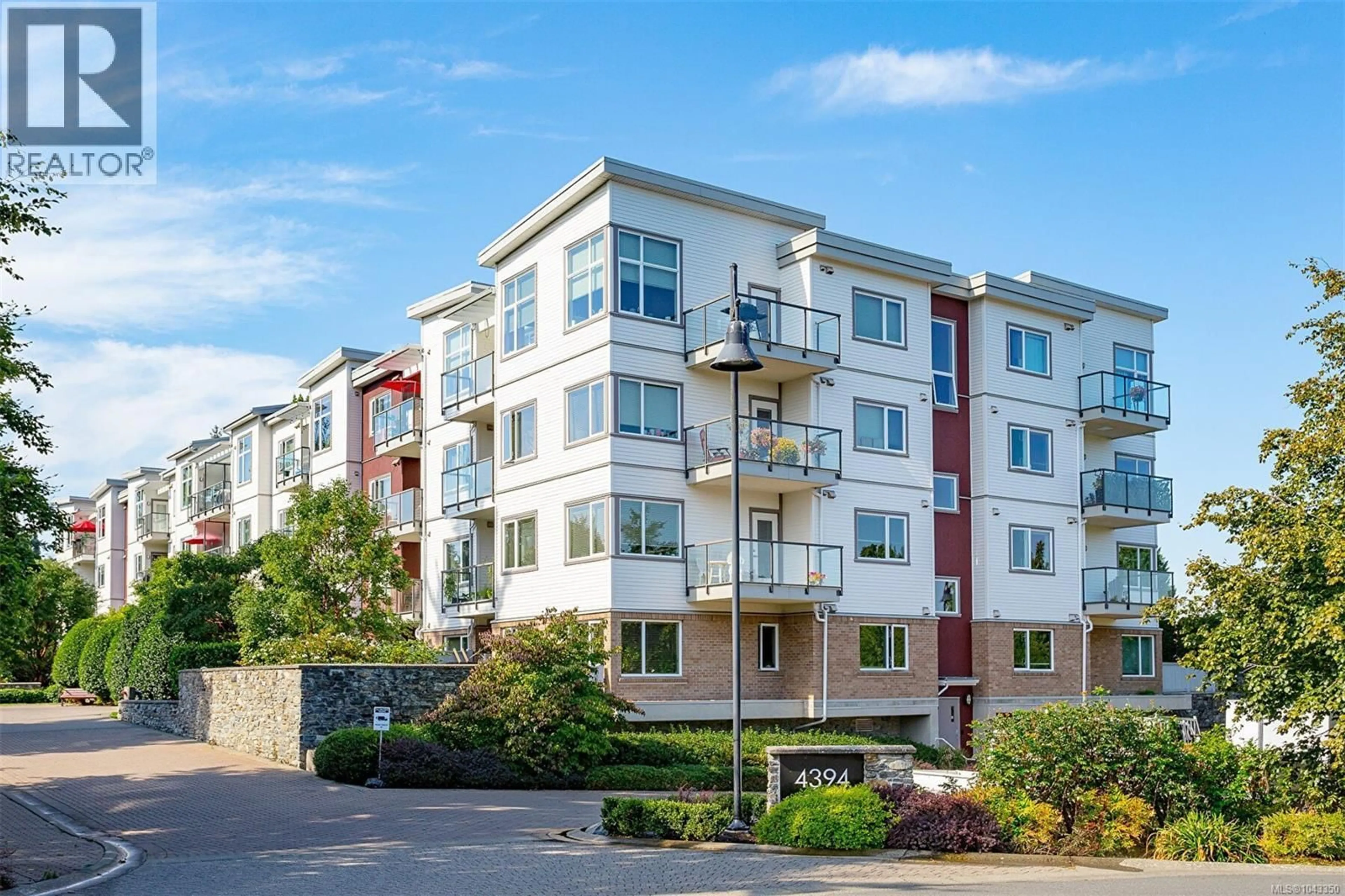 Unknown for 212 - 4394 WEST SAANICH ROAD, Saanich British Columbia V8Z3E9
