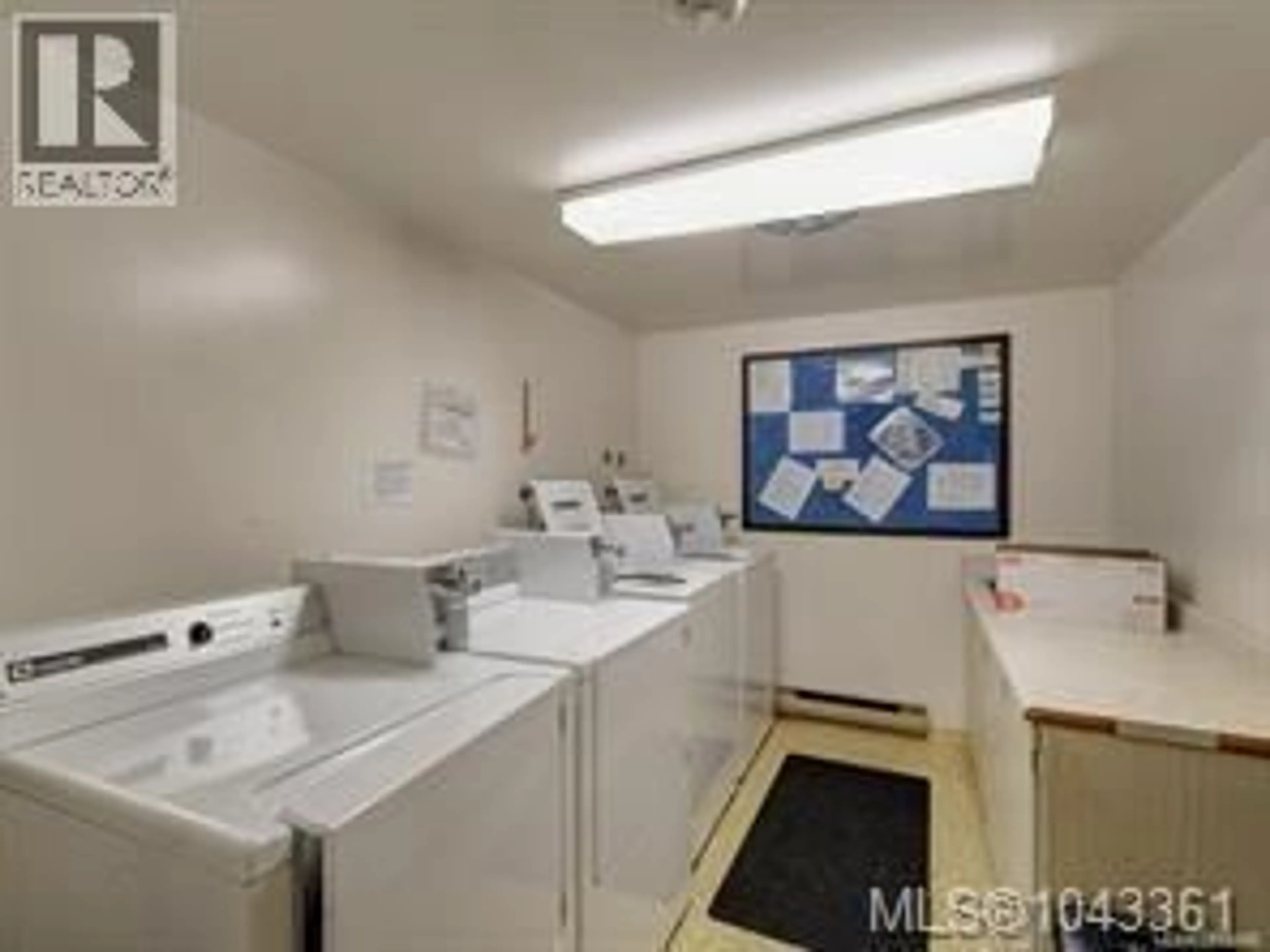 Laundry room for 303 - 1597 MIDGARD AVENUE, Saanich British Columbia V8P2Y2