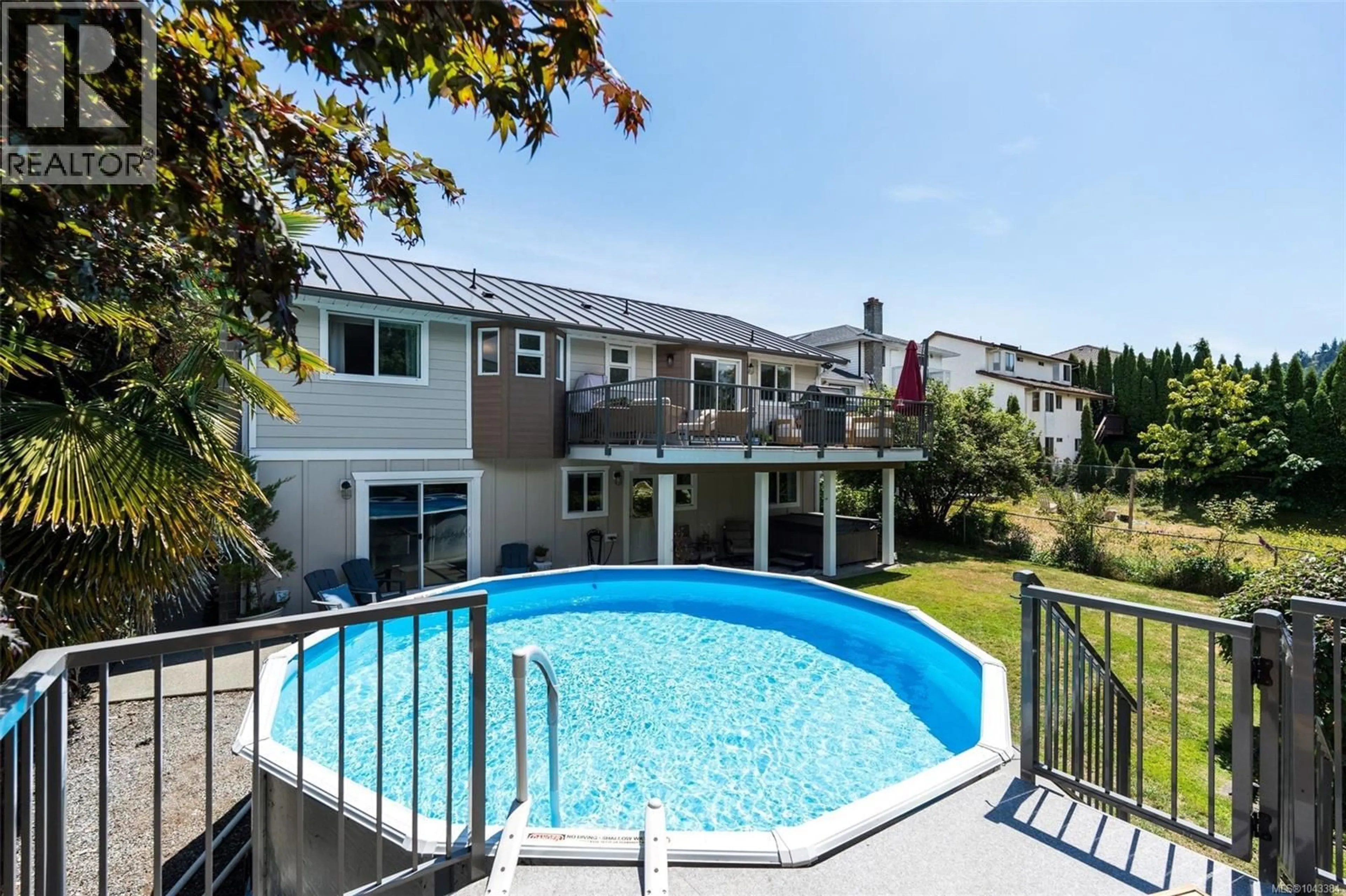 Pool for 3036 BRITTANY DRIVE, Colwood British Columbia V9B5P7