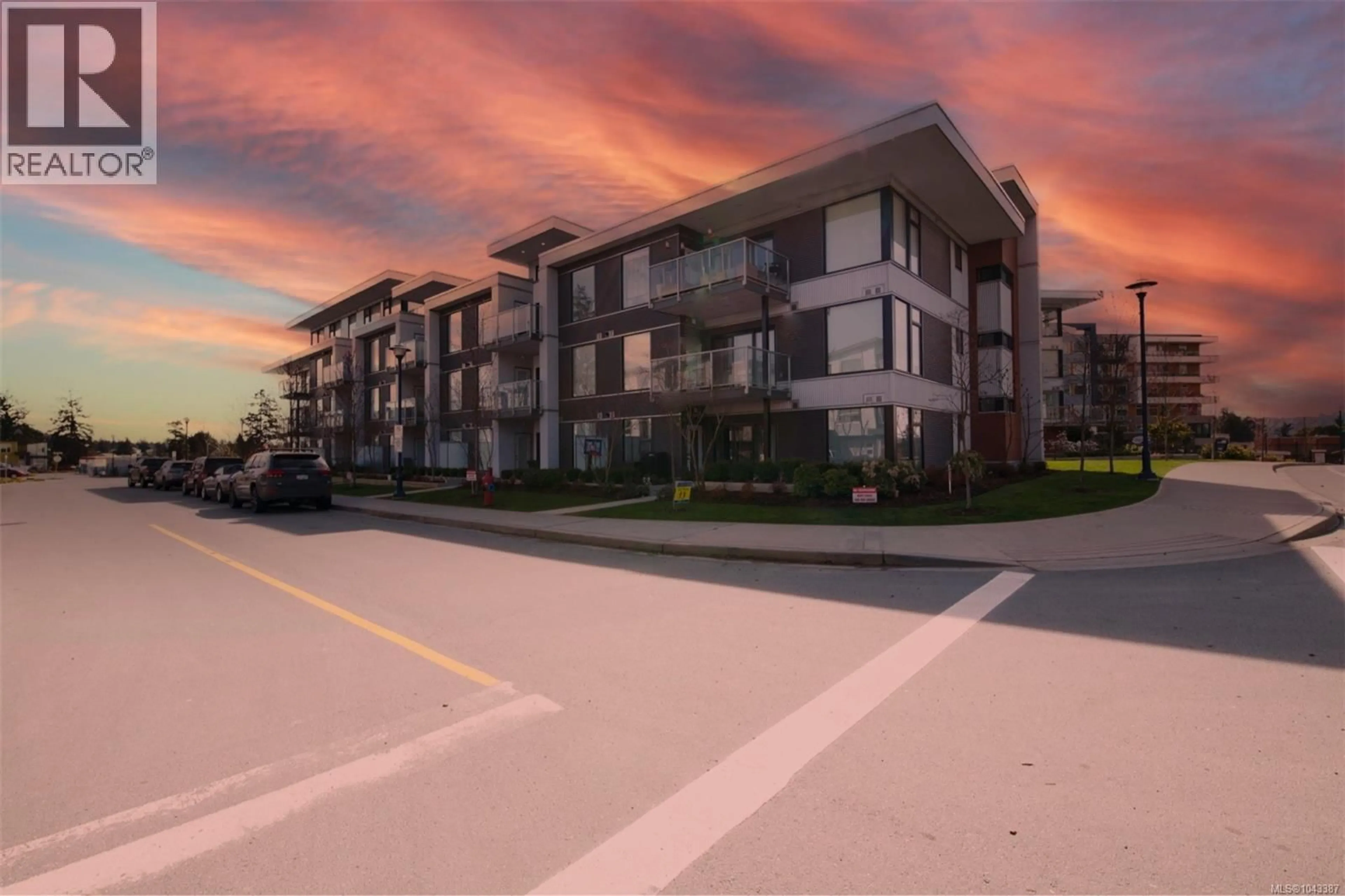 A pic from outside/outdoor area/front of a property/back of a property/a pic from drone, street for 318 - 950 WHIRLAWAY CRESCENT, Langford British Columbia V9B0Y3