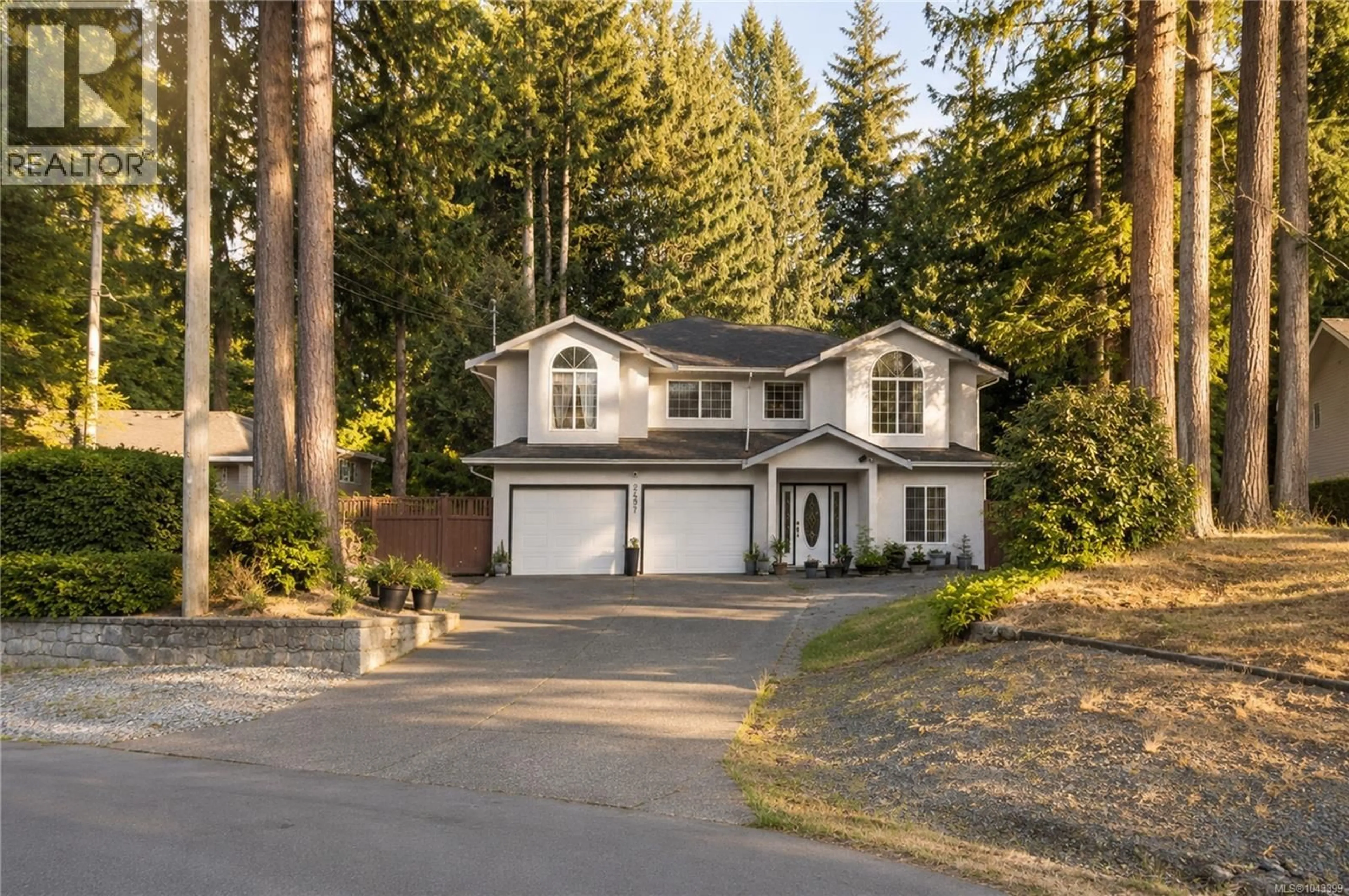 Home with vinyl exterior material, street for 2497 CAYMAN PLACE, Mill Bay British Columbia V0R2P1