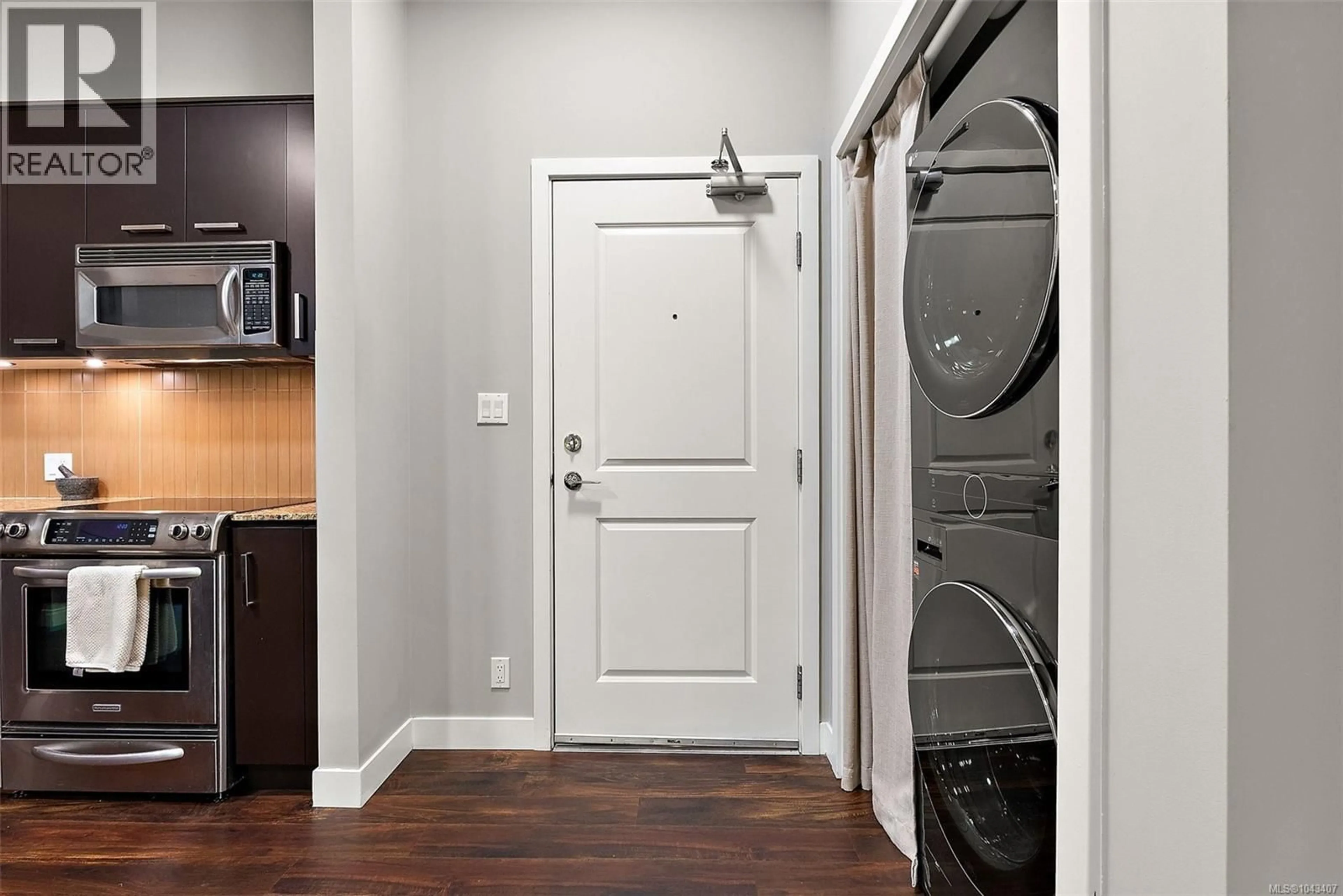 Laundry room for 120 - 1375 BEAR MOUNTAIN PARKWAY, Langford British Columbia V9B5V4