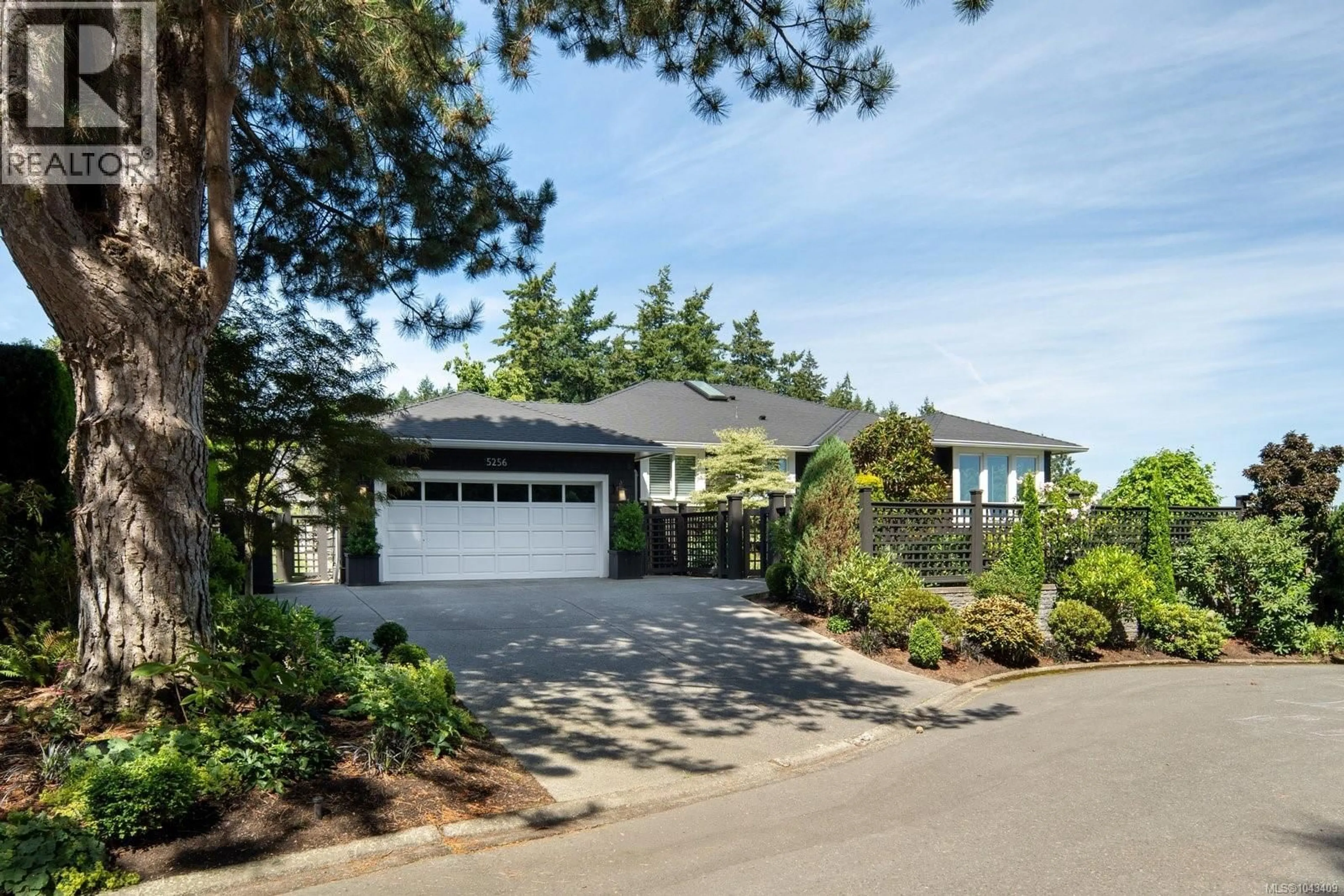 Home with vinyl exterior material, street for 5256 DEL MONTE AVENUE, Saanich British Columbia V8Y1X2