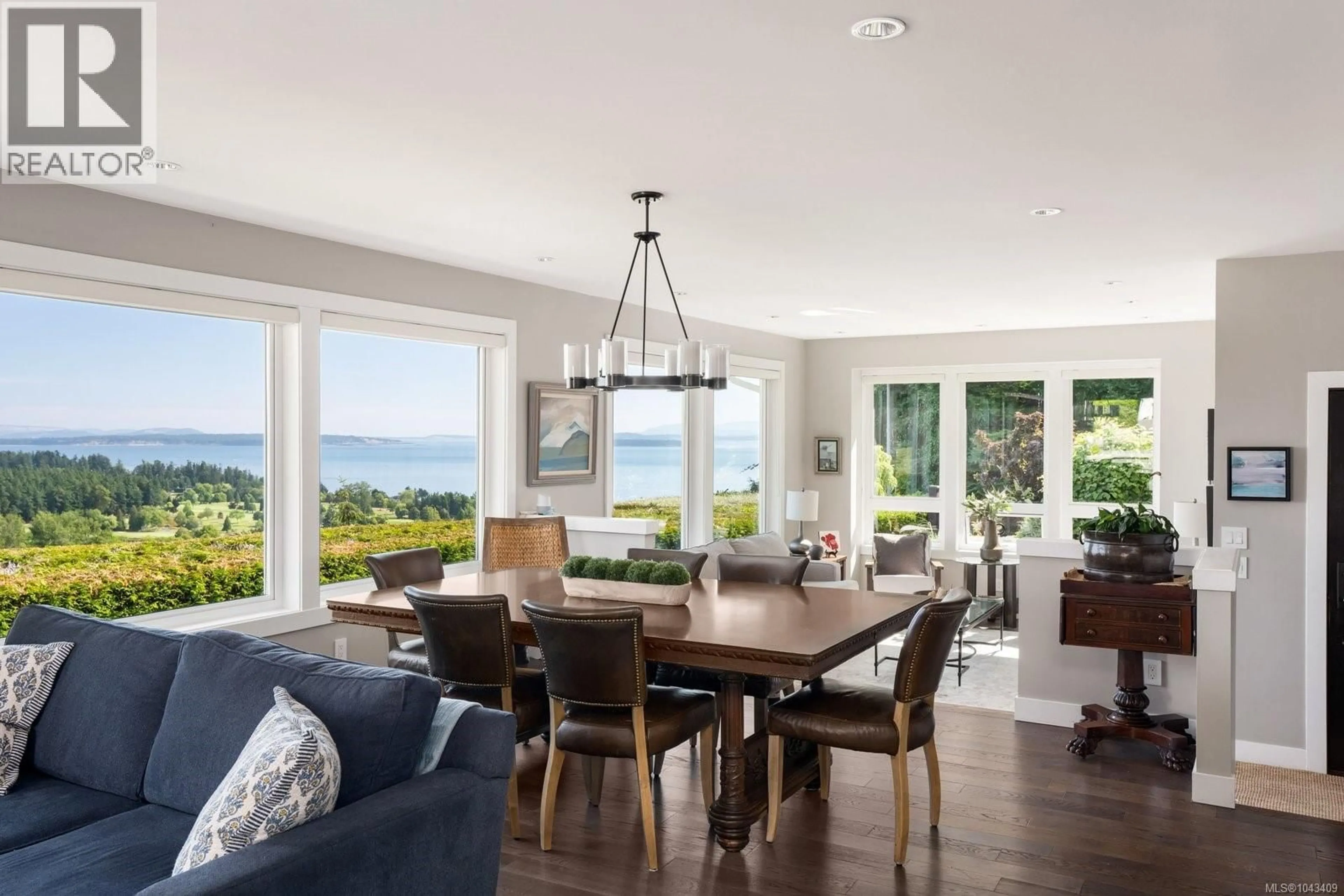 Unknown for 5256 DEL MONTE AVENUE, Saanich British Columbia V8Y1X2