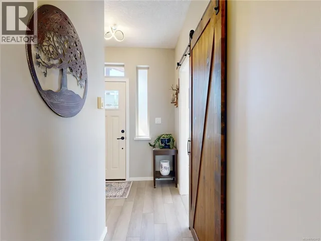 6354 WILLOWPARK WAY, Sooke 5