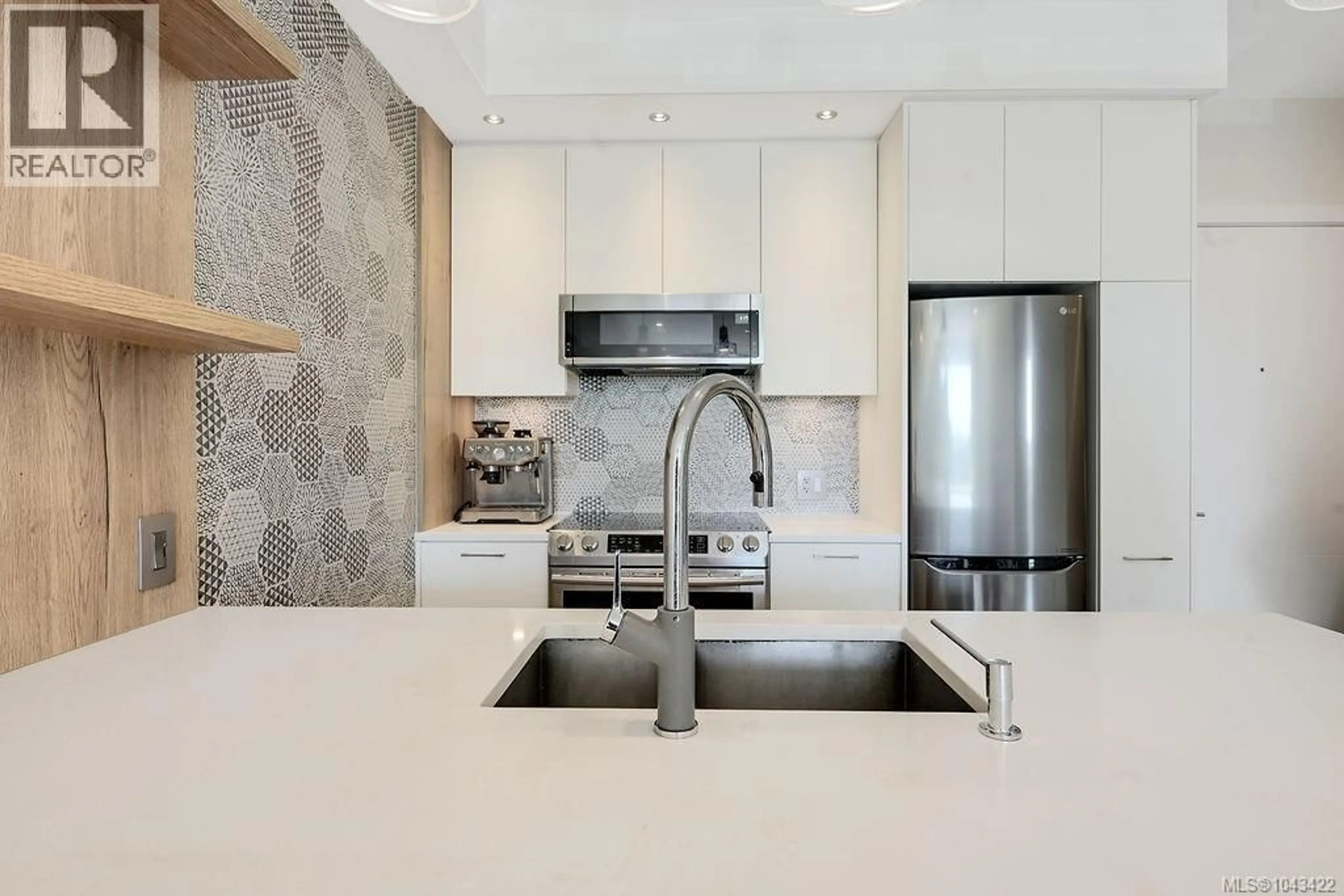 Contemporary kitchen, ceramic/tile floor for 303 - 1588 NORTH DAIRY ROAD, Saanich British Columbia V9T0E1