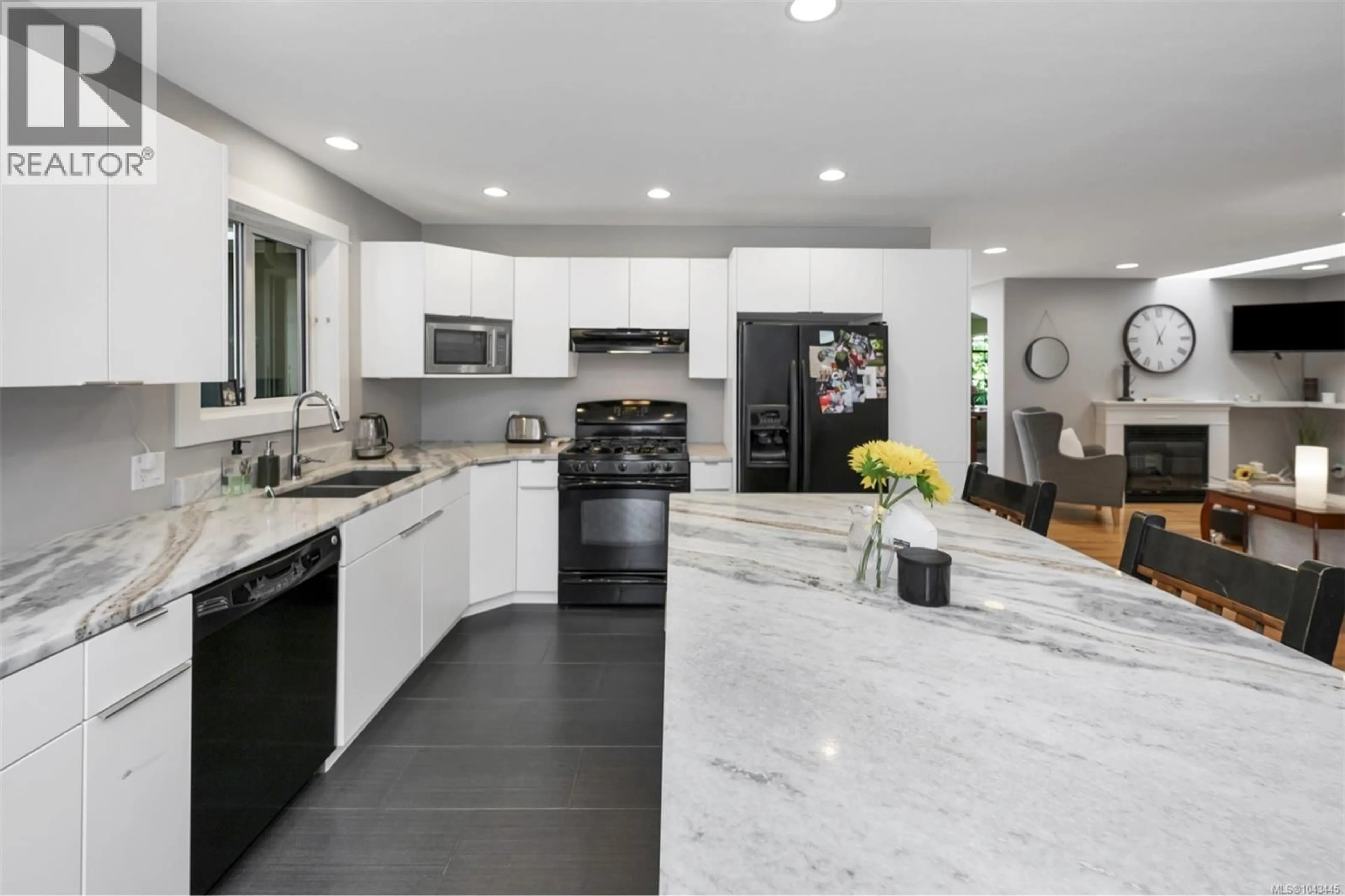 Open concept kitchen, ceramic/tile floor for 1406 DONNAY DRIVE, Duncan British Columbia V9L5R4