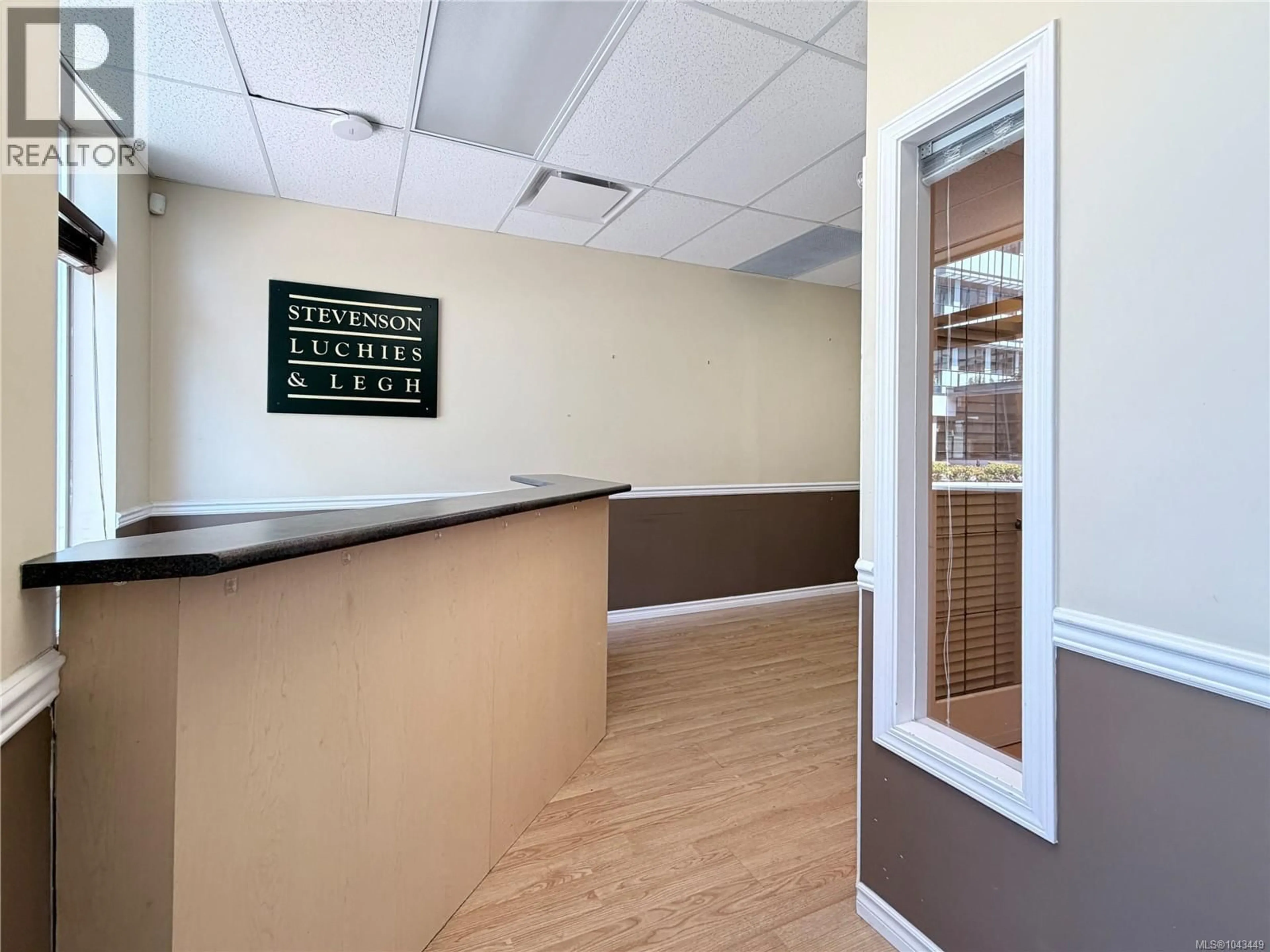 Indoor foyer for 103 & 105 - 2849 PEATT ROAD, Langford British Columbia V9B3V5