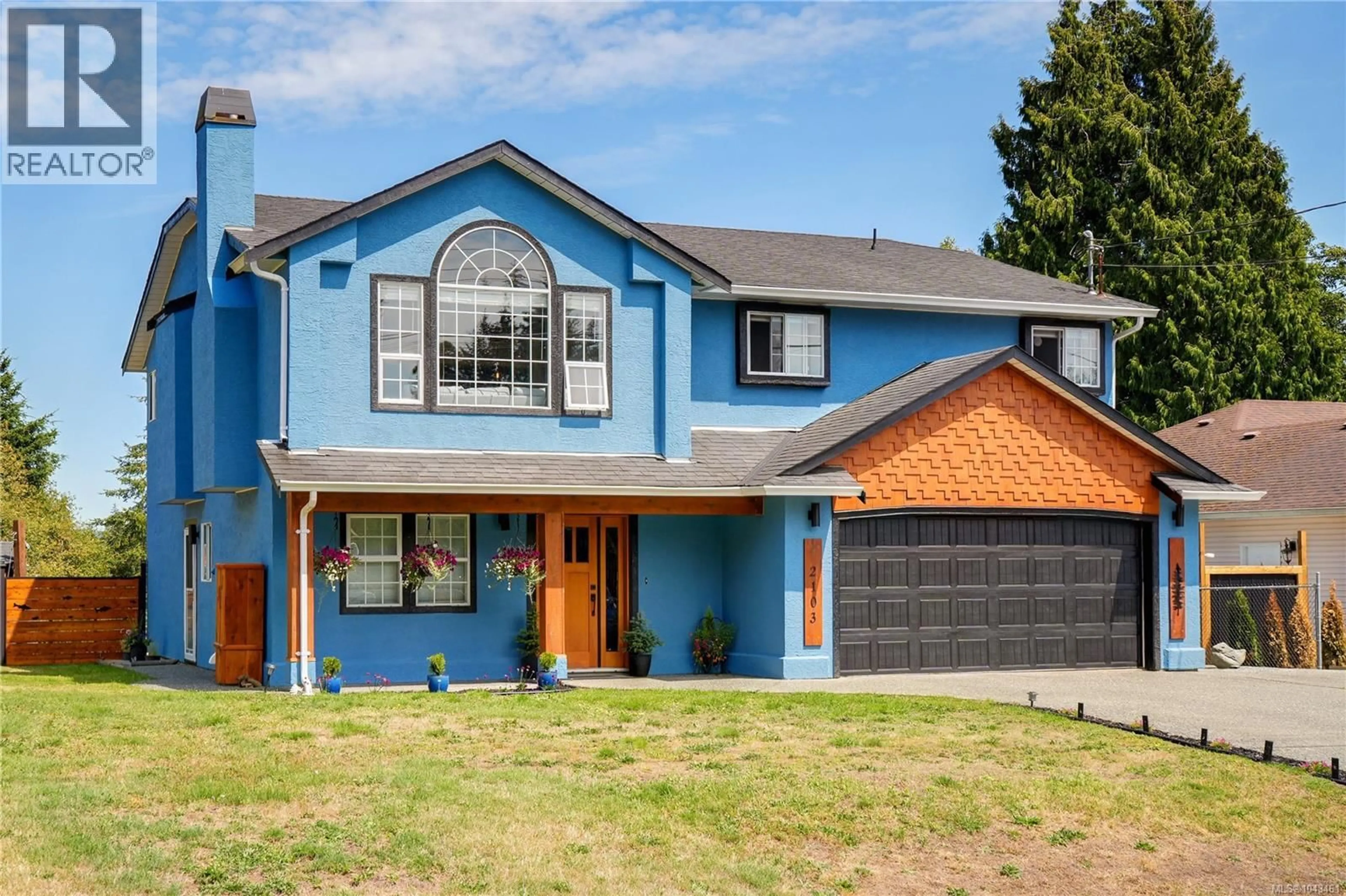 Home with vinyl exterior material, street for 2103 AMETHYST WAY, Sooke British Columbia V9Z0M2