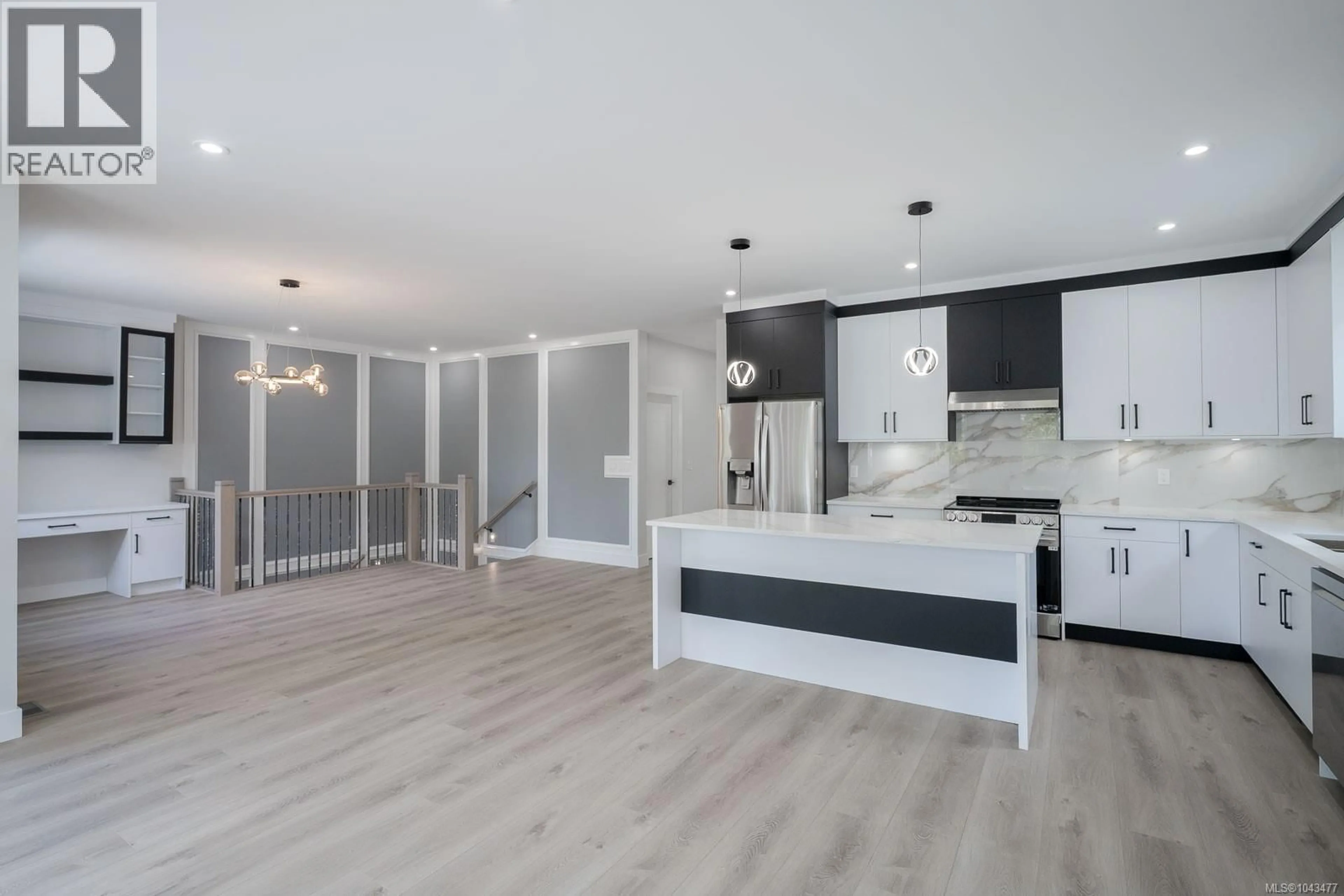 Open concept kitchen, wood/laminate floor for 351 AVAANI WAY, Nanaimo British Columbia V9R4J5