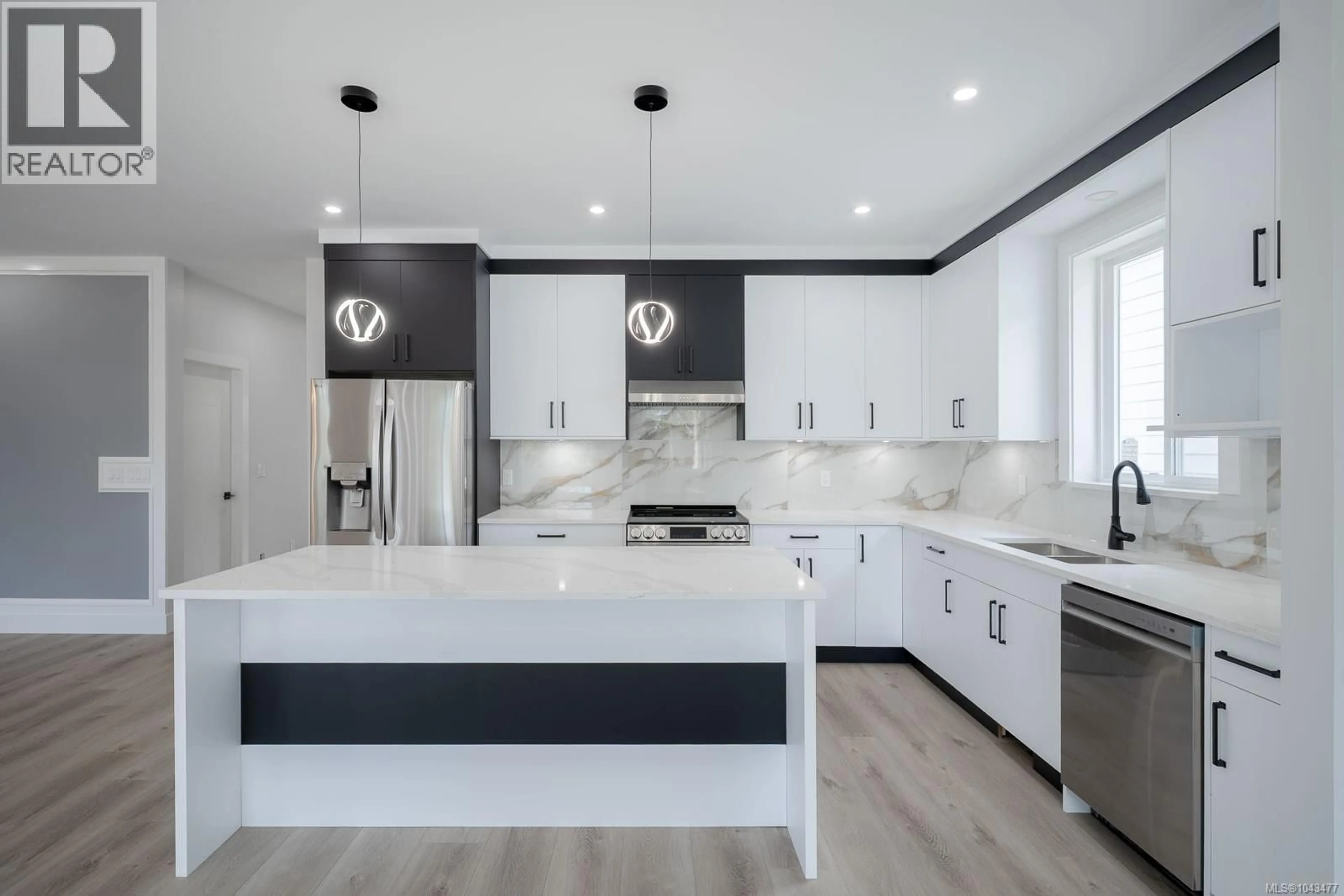 Contemporary kitchen, unknown for 351 AVAANI WAY, Nanaimo British Columbia V9R4J5