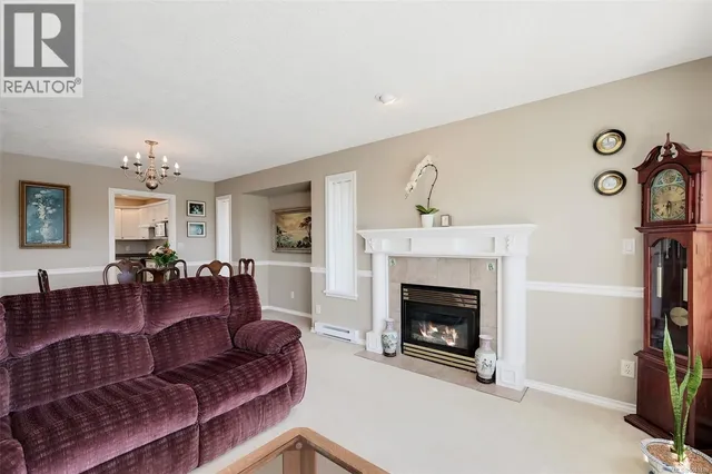 2304 KAMI COURT, View Royal 4