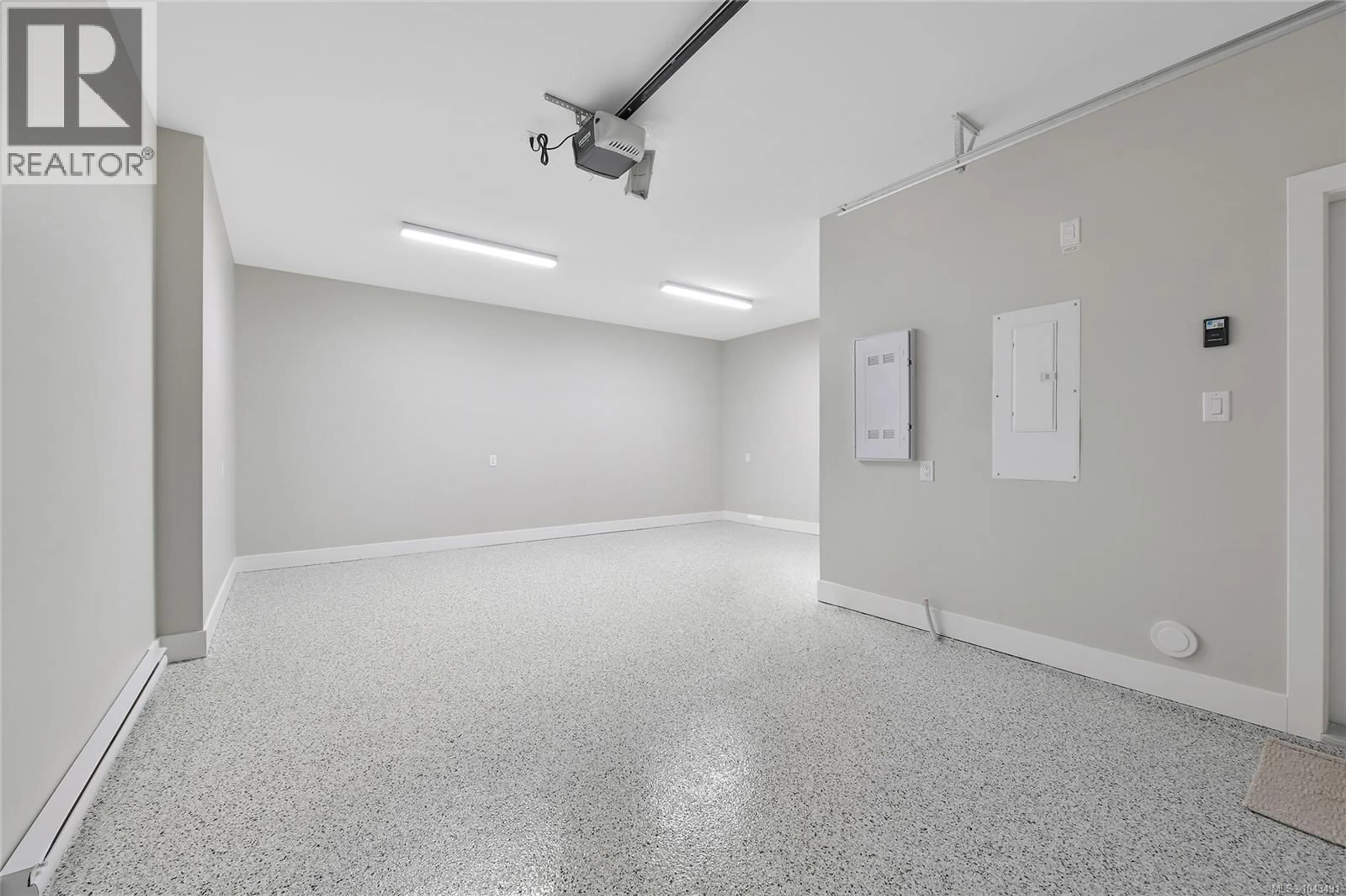 Indoor garage for 114 - 2950 CONSTELLATION AVENUE, Langford British Columbia V9B7G3