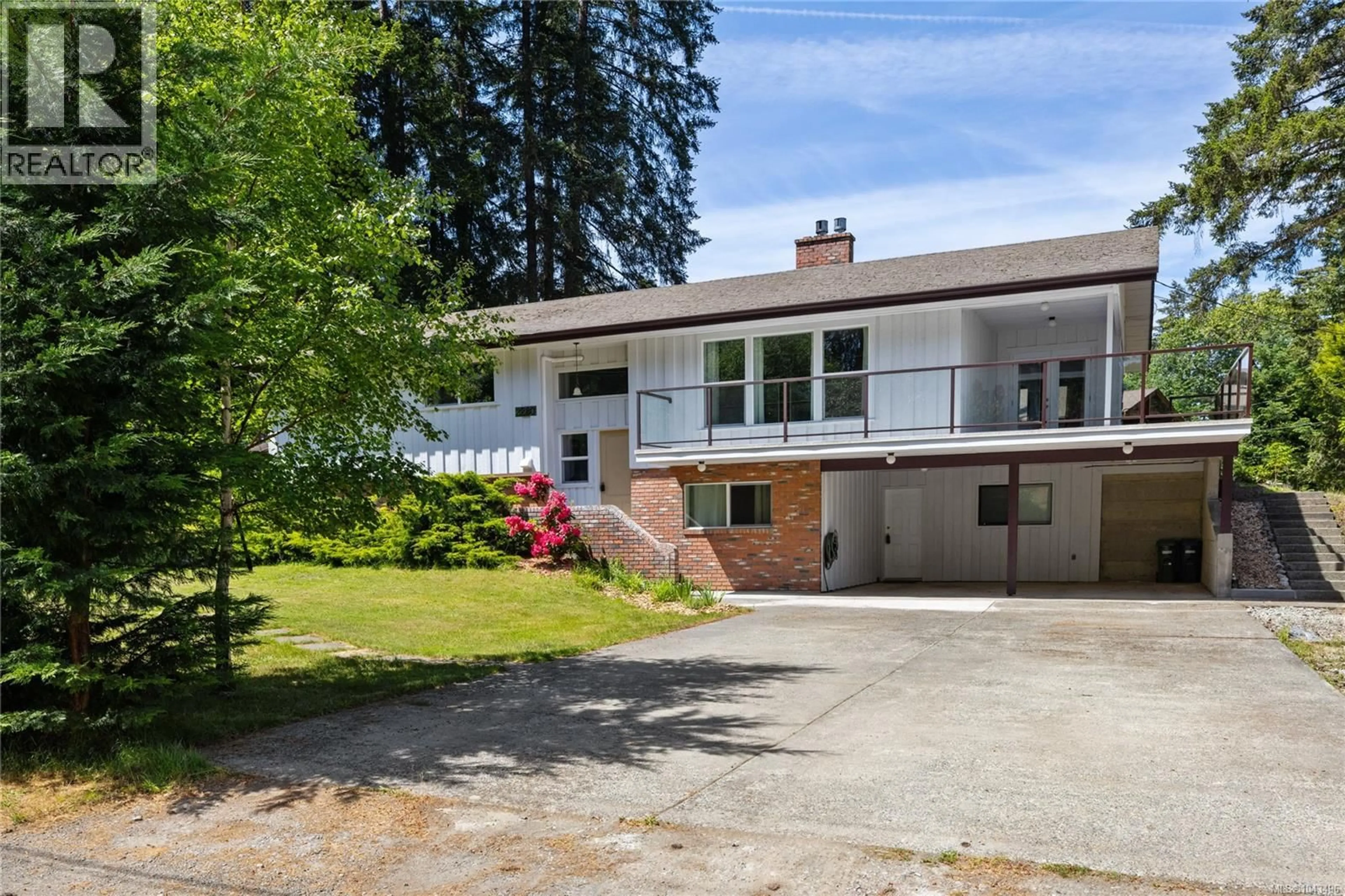 A pic from outside/outdoor area/front of a property/back of a property/a pic from drone, street for 2280 CALAIS ROAD, Duncan British Columbia V9L5V2