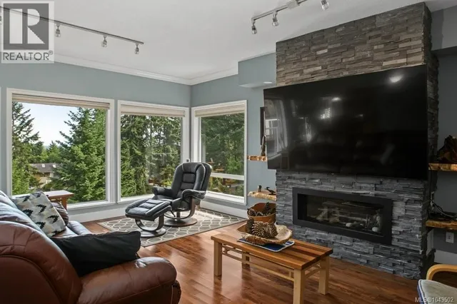 2305 MATE PLACE, Nanoose Bay 2