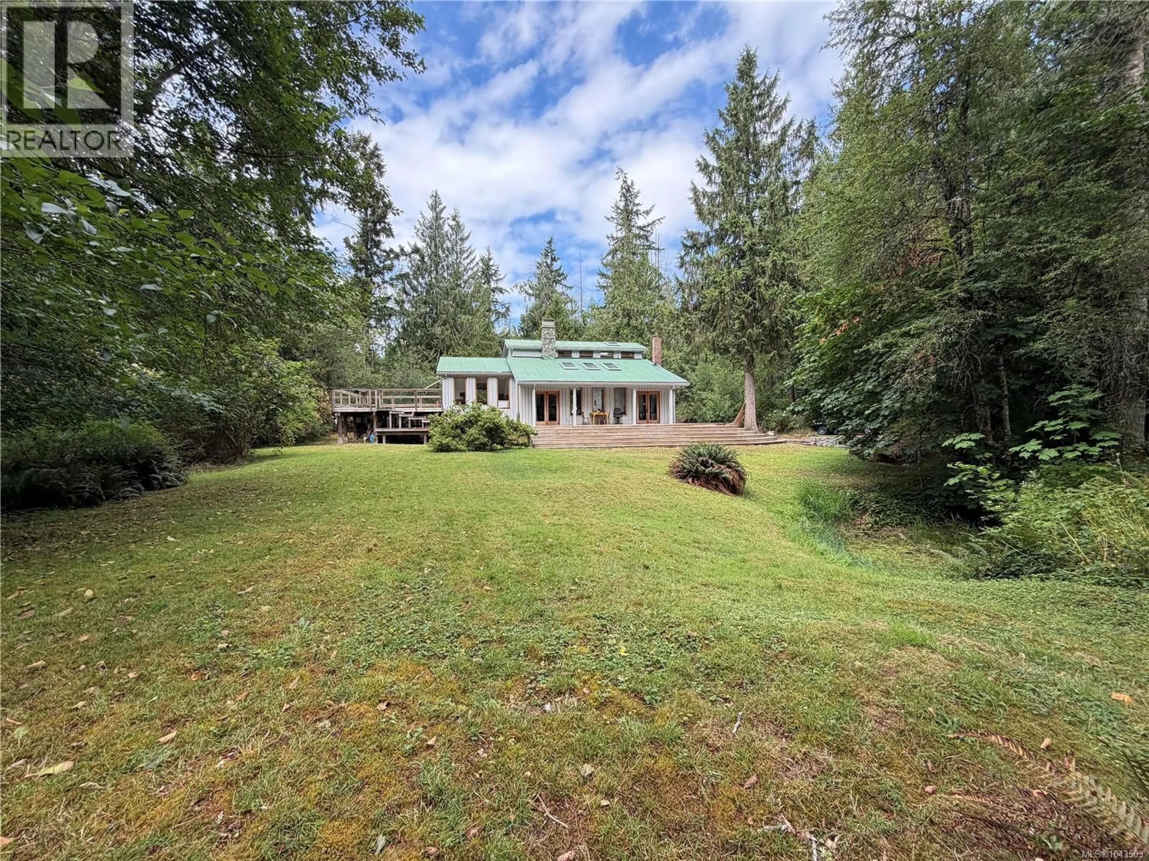 A pic from outside/outdoor area/front of a property/back of a property/a pic from drone, forest/trees view for 380 PARKER ROAD, Qualicum Beach British Columbia V9K1S9