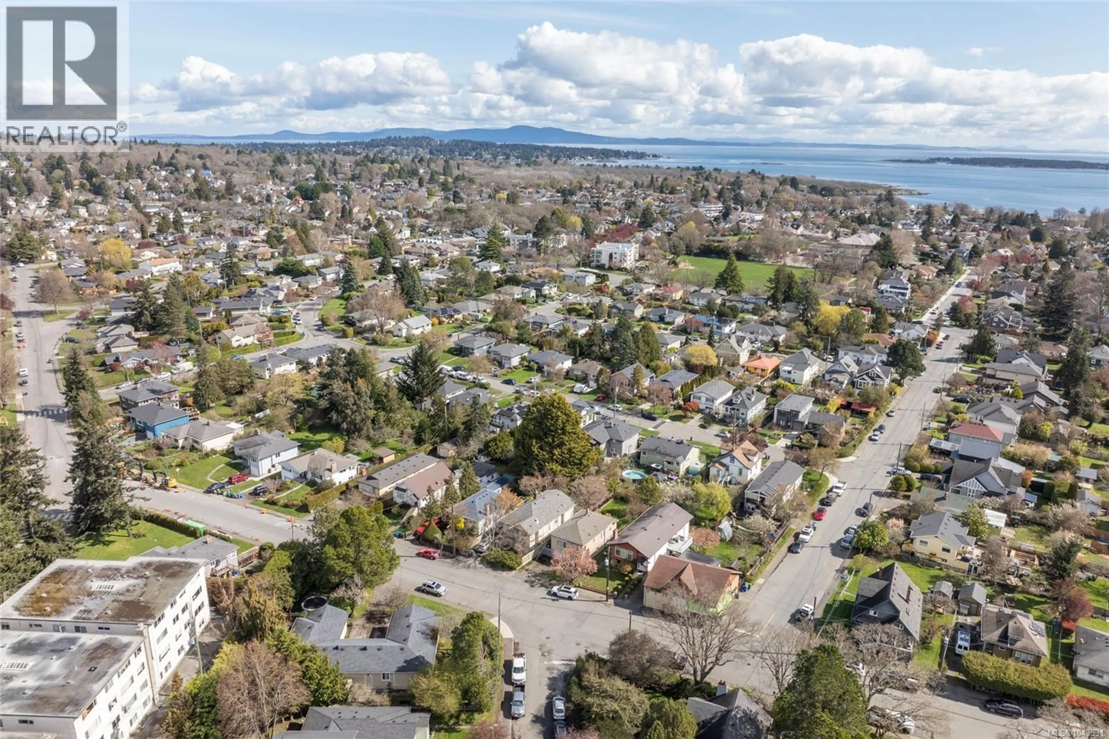 A pic from outside/outdoor area/front of a property/back of a property/a pic from drone, street for 2442/2462 EASTDOWNE ROAD, Oak Bay British Columbia V8R5P8