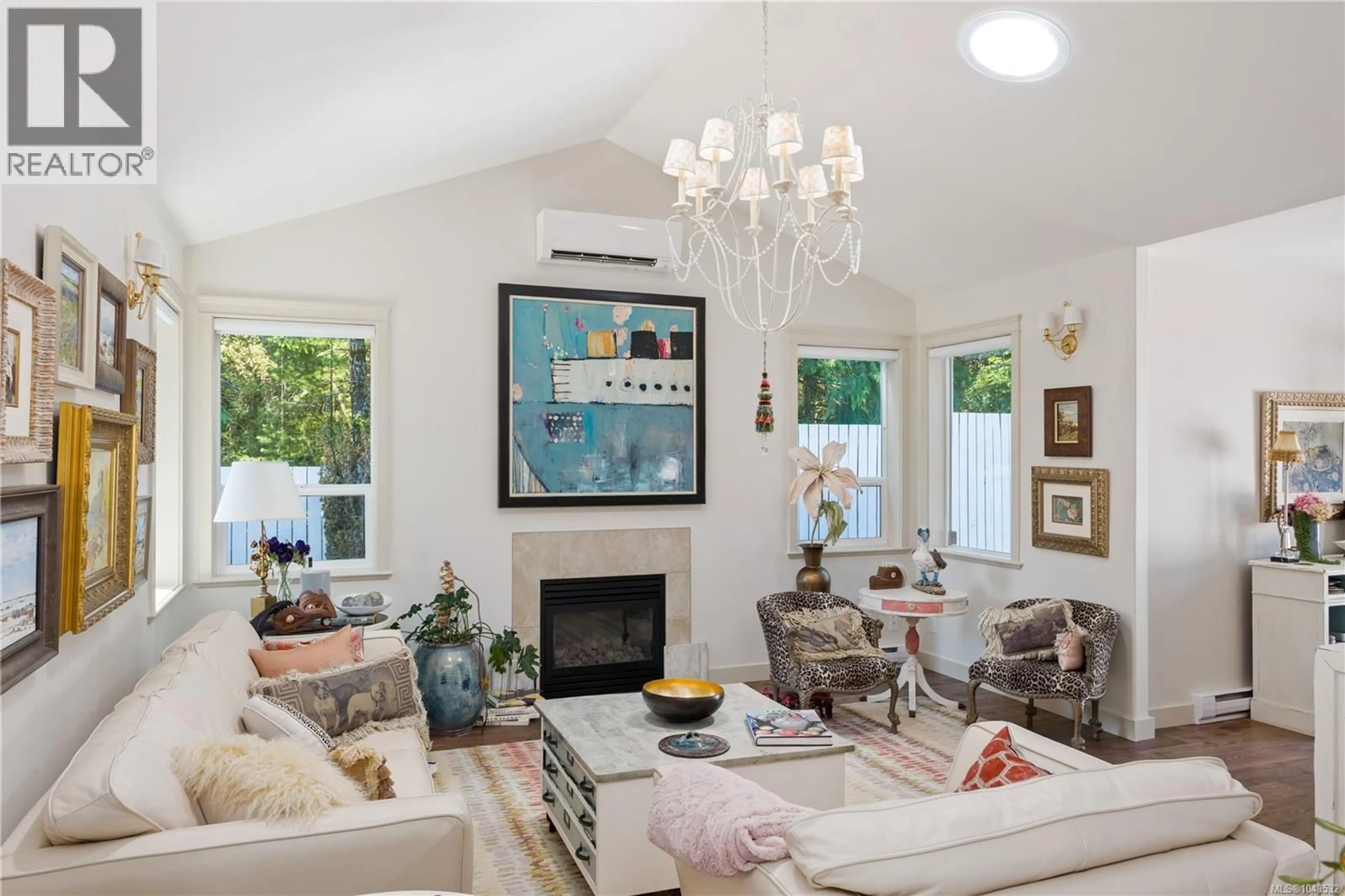 Living room with furniture, unknown for 2192 BARON ROAD, Cobble Hill British Columbia V8H0K4