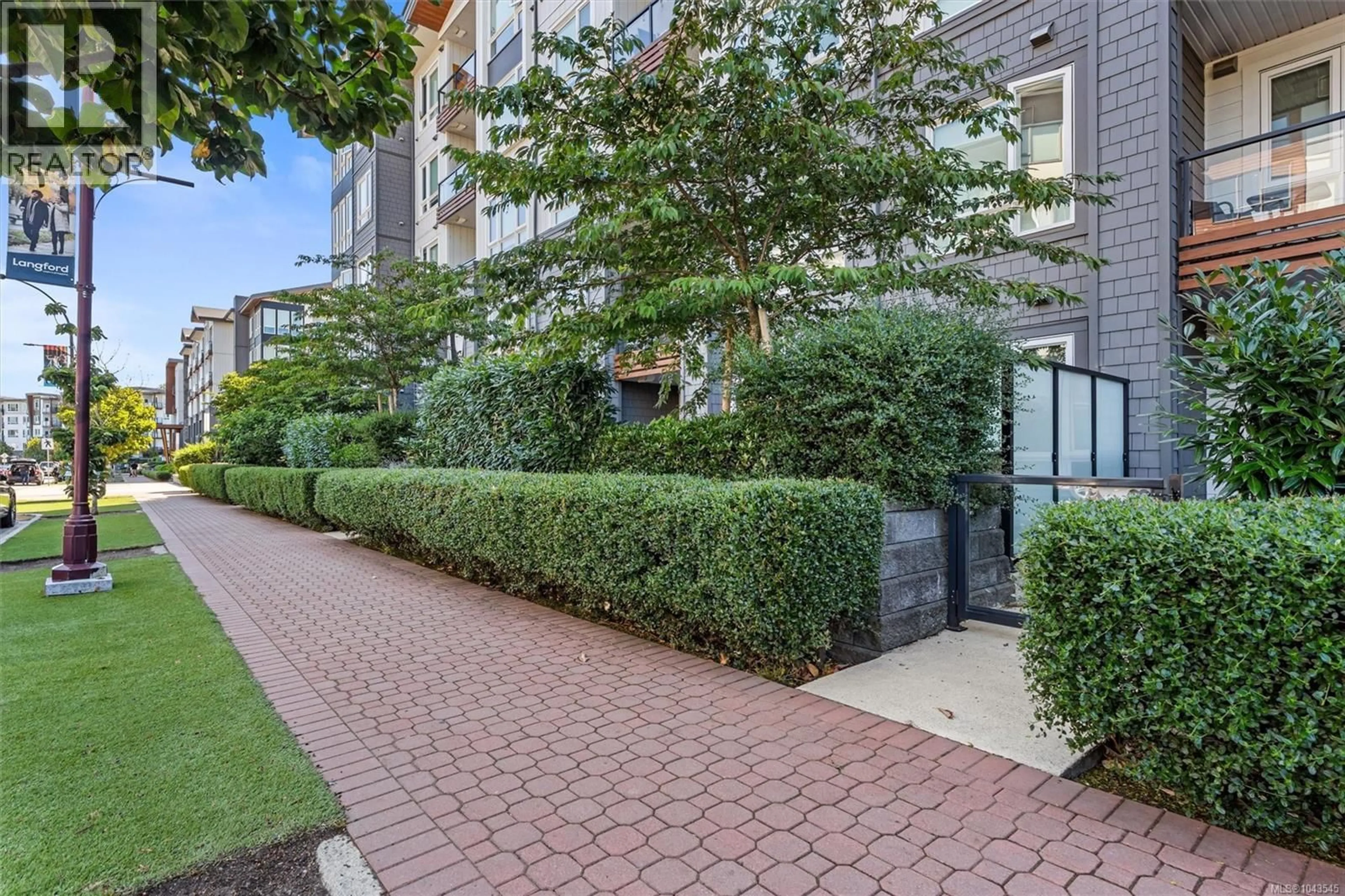 Patio, street for 108 - 960 REUNION AVENUE, Langford British Columbia V9B0W5