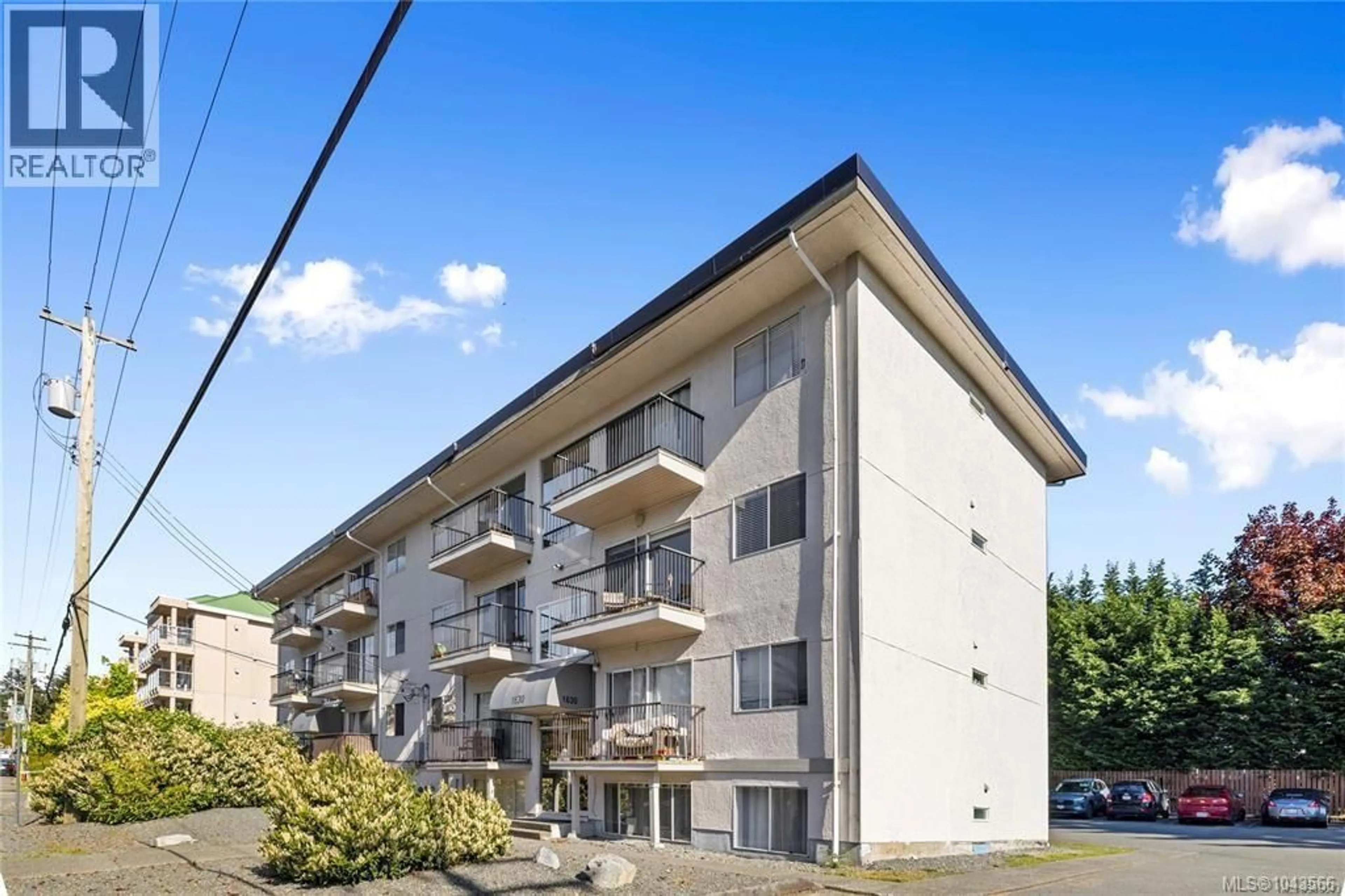 Patio, building for 9 - 1630 CRESCENT VIEW DRIVE, Nanaimo British Columbia V9S2N5