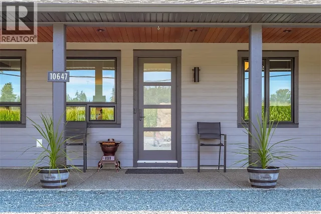 10647 OLSEN ROAD, Saltair 3