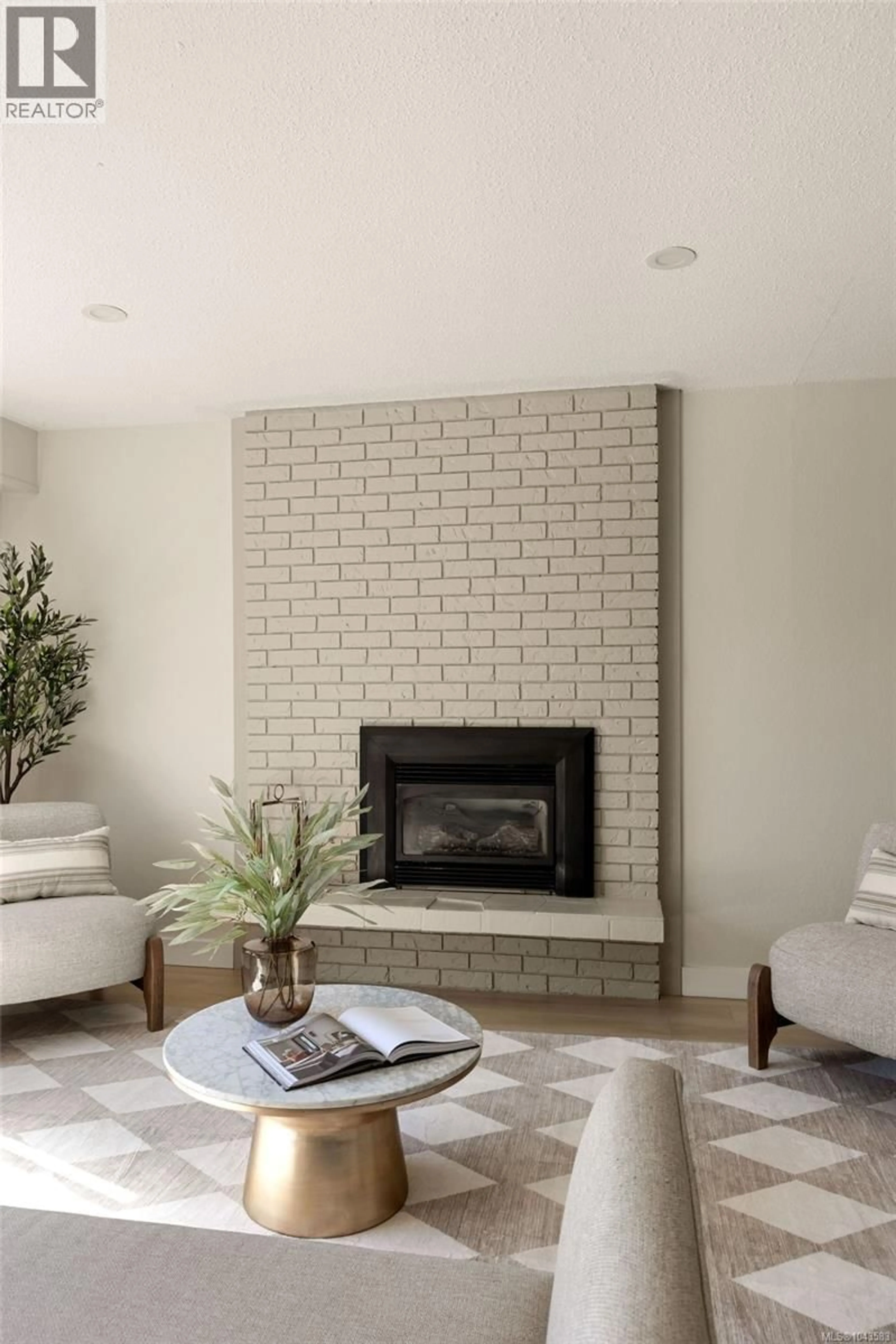 Living room with furniture, unknown for 10206 ALMOND STREET, Sidney British Columbia V8L3N3