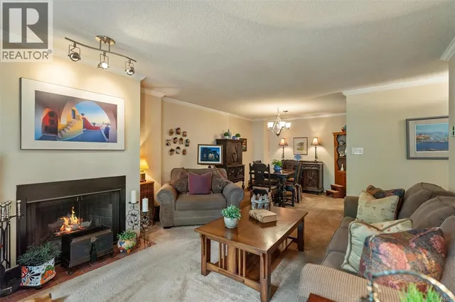 303 - 1068 TOLMIE AVENUE, Saanich 3