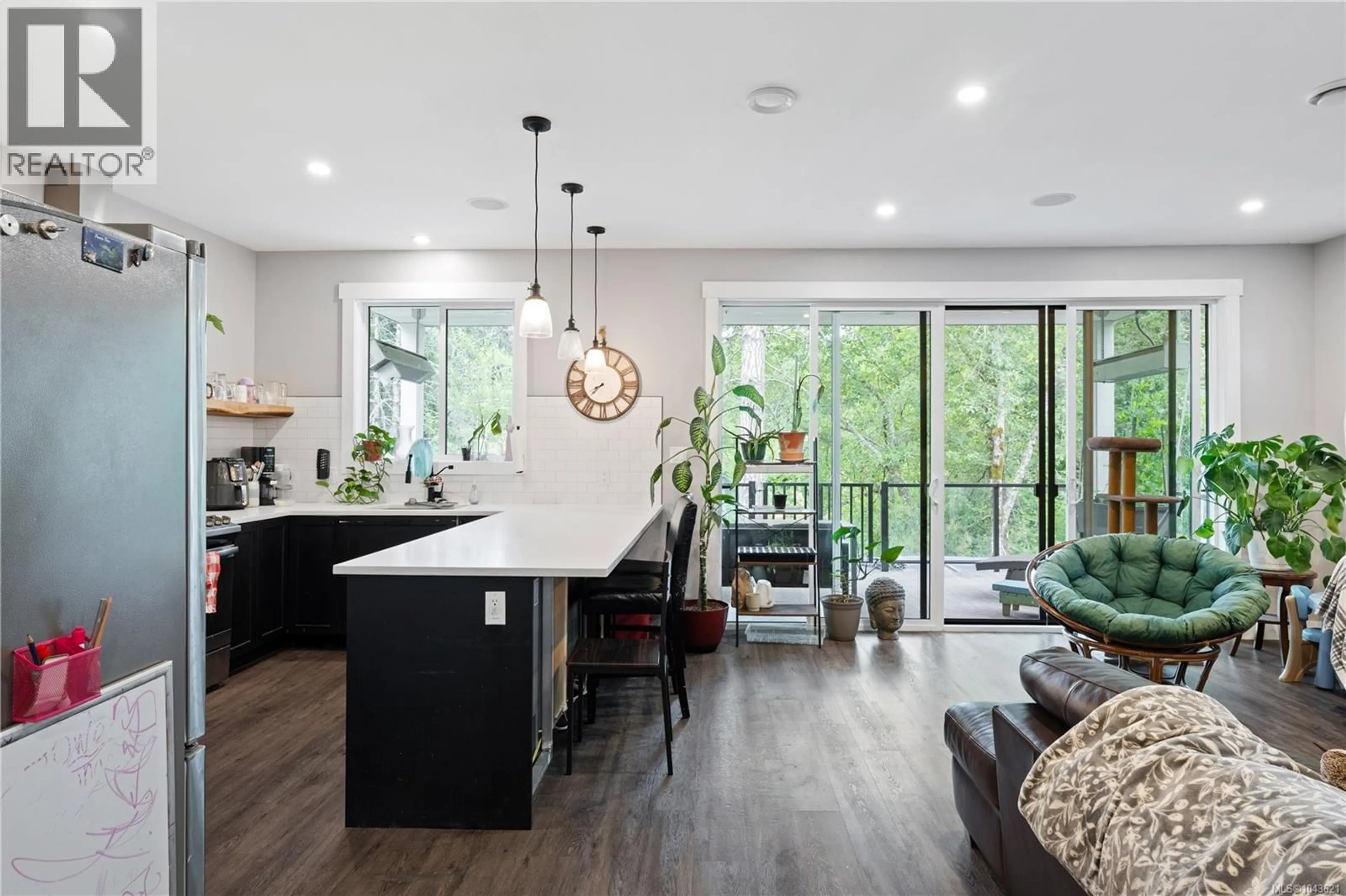 Open concept kitchen, unknown for 682 SHAWNIGAN LAKE ROAD, Shawnigan Lake British Columbia V0R2L0
