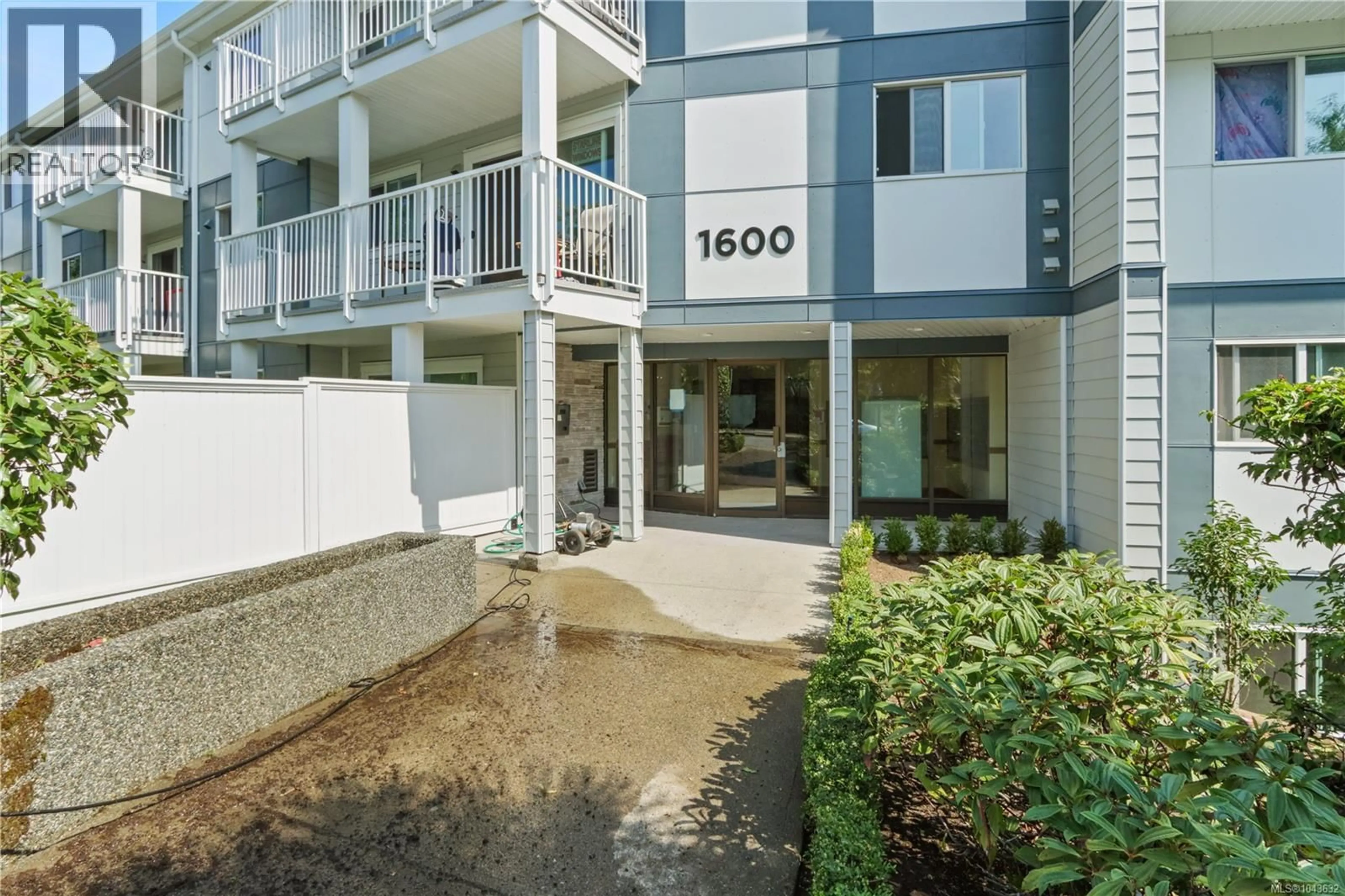 Patio, unknown for 216 - 1600 DUFFERIN CRESCENT, Nanaimo British Columbia V9S5N2