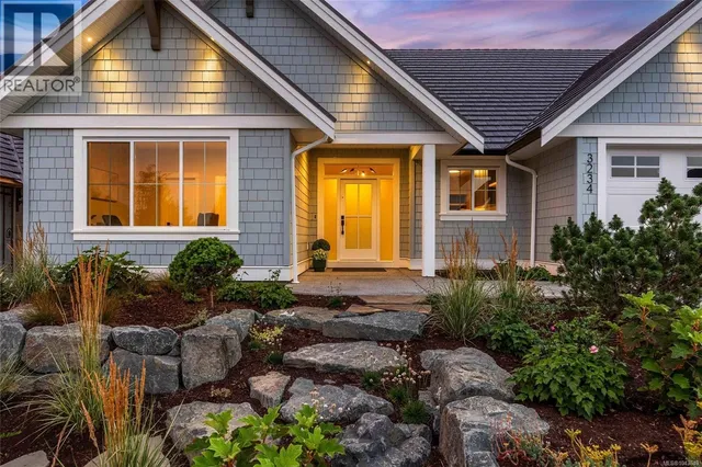3234 WINCHESTER AVENUE, Courtenay 5