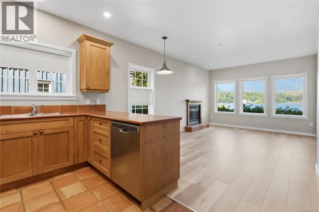 401 - 1971 HARBOUR DRIVE, Ucluelet 5
