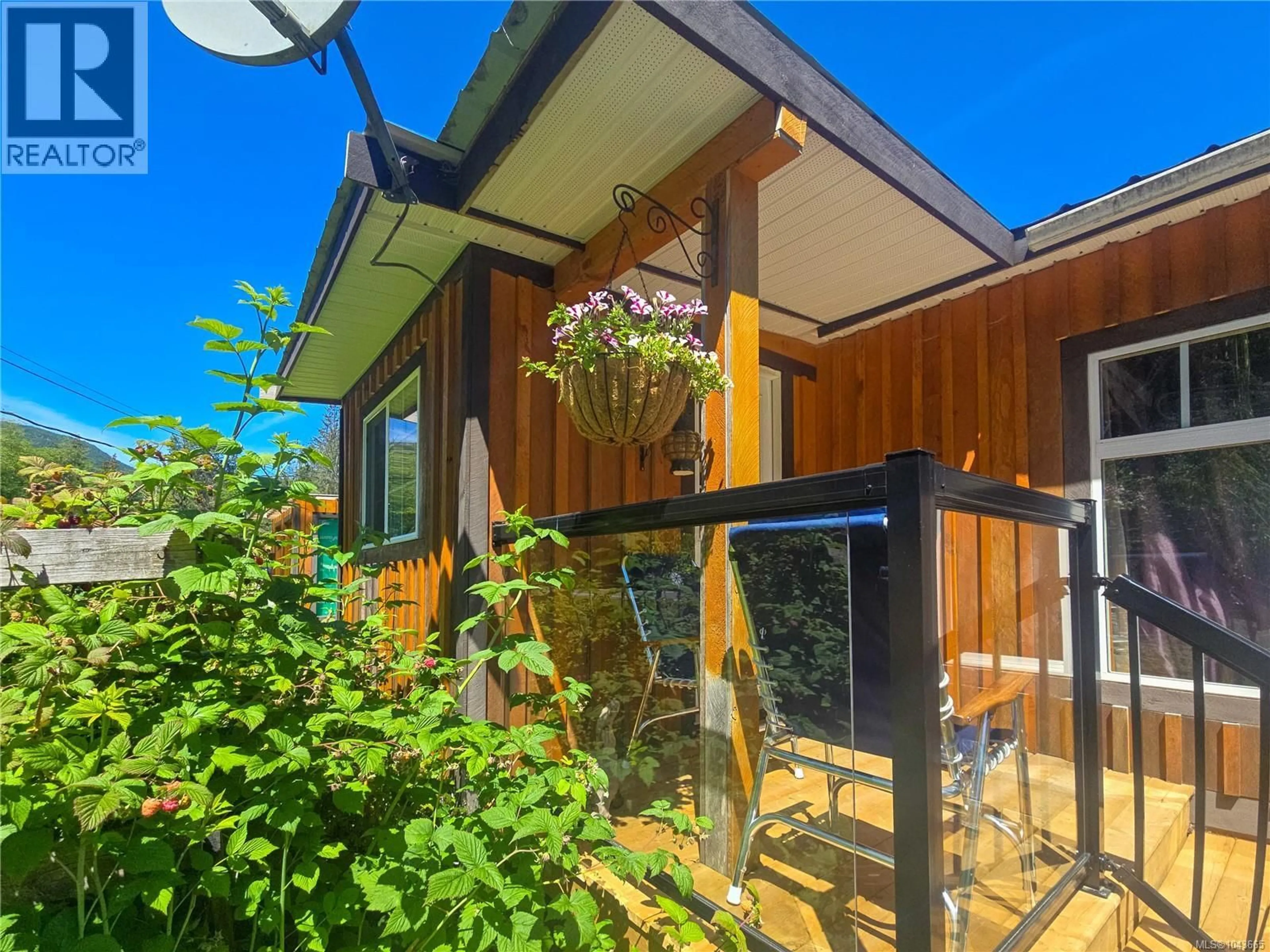 Unknown for 754 SAYWARD ROAD, Sayward British Columbia V0P1R0