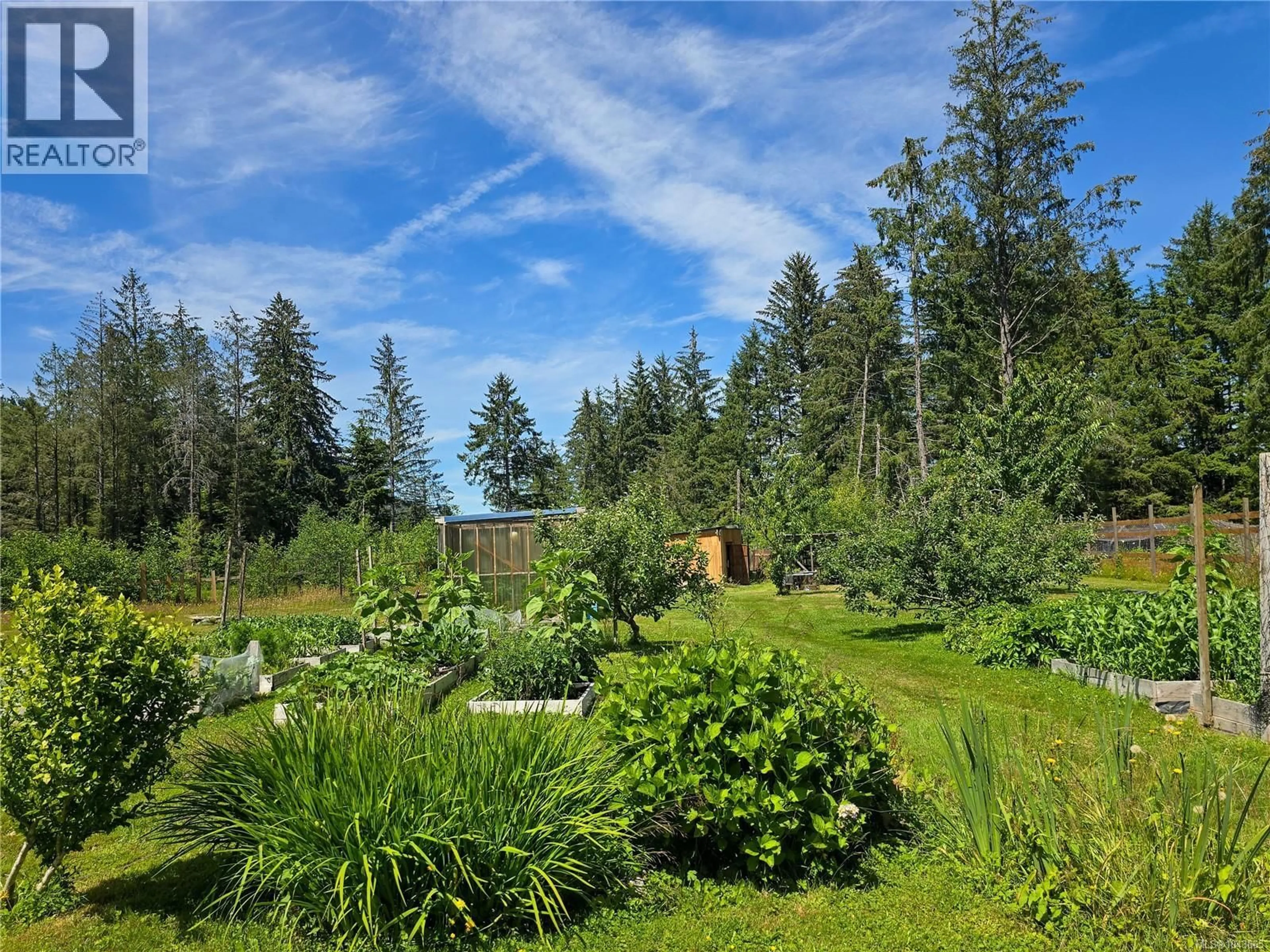 A pic from outside/outdoor area/front of a property/back of a property/a pic from drone, forest/trees view for 754 SAYWARD ROAD, Sayward British Columbia V0P1R0