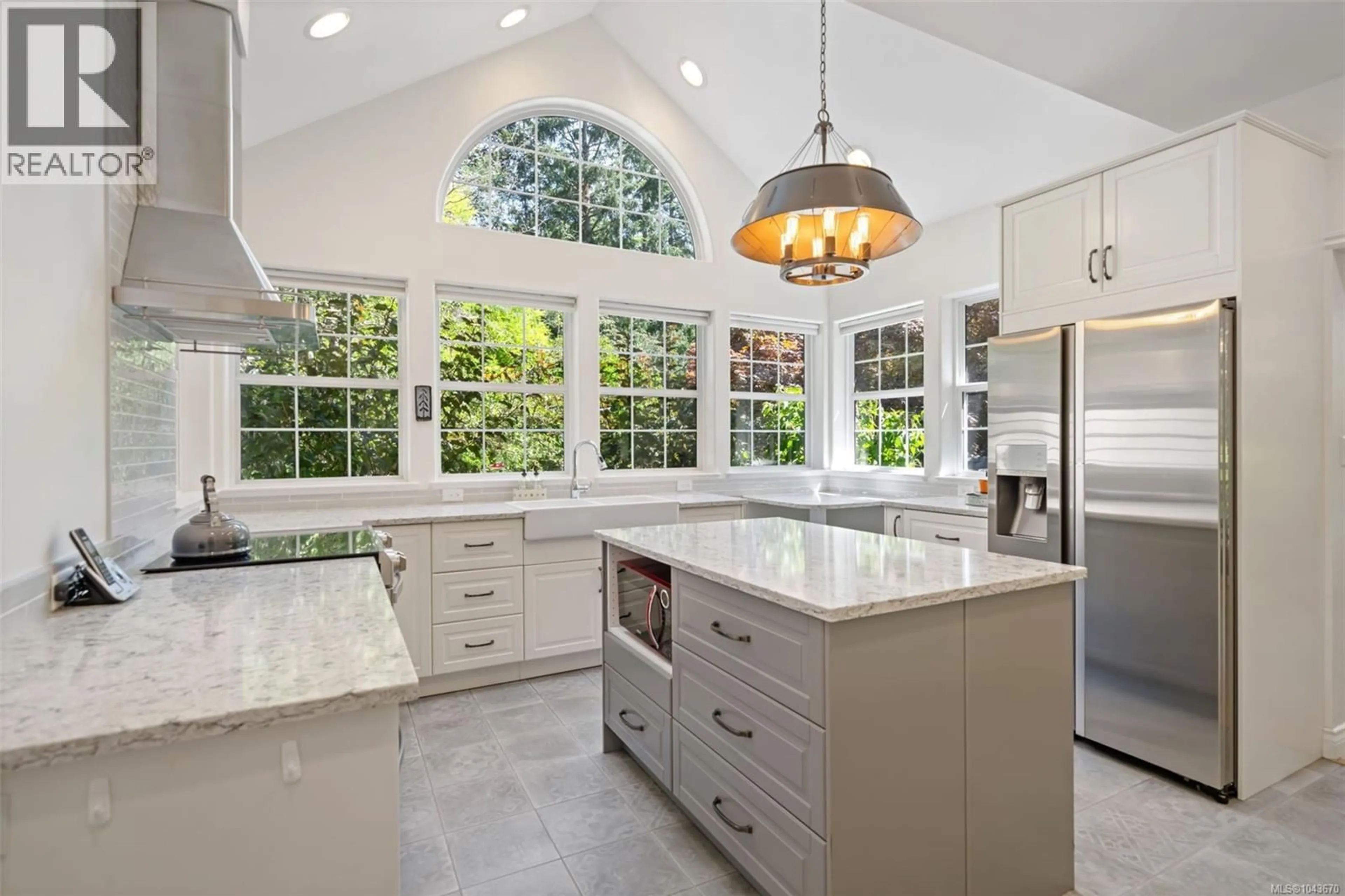 Open concept kitchen, ceramic/tile floor for 1130 TATLOW ROAD, North Saanich British Columbia V8L5P3