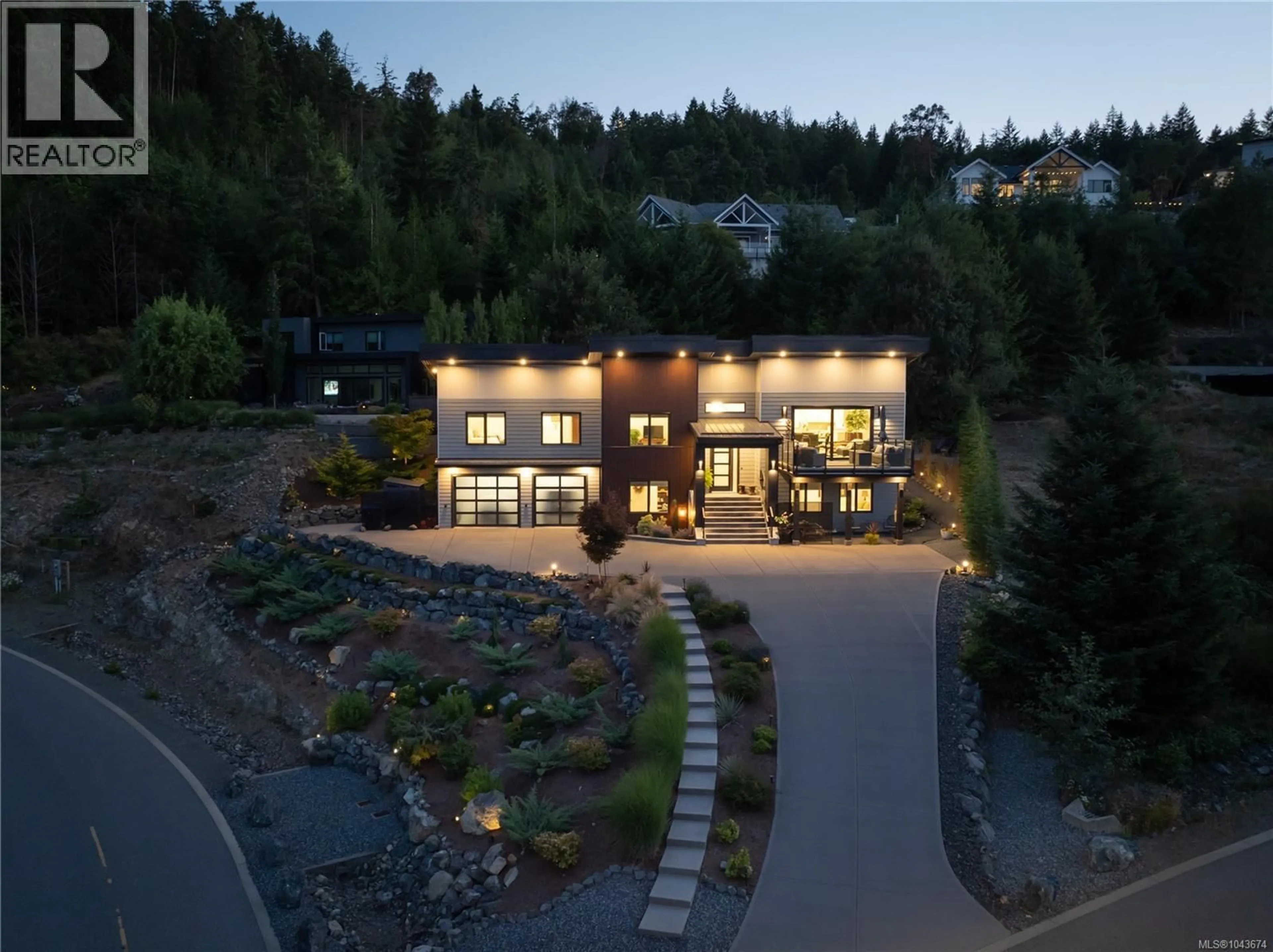 A pic from outside/outdoor area/front of a property/back of a property/a pic from drone, mountain view for 7481 COPLEY RIDGE DRIVE, Lantzville British Columbia V0R2H0