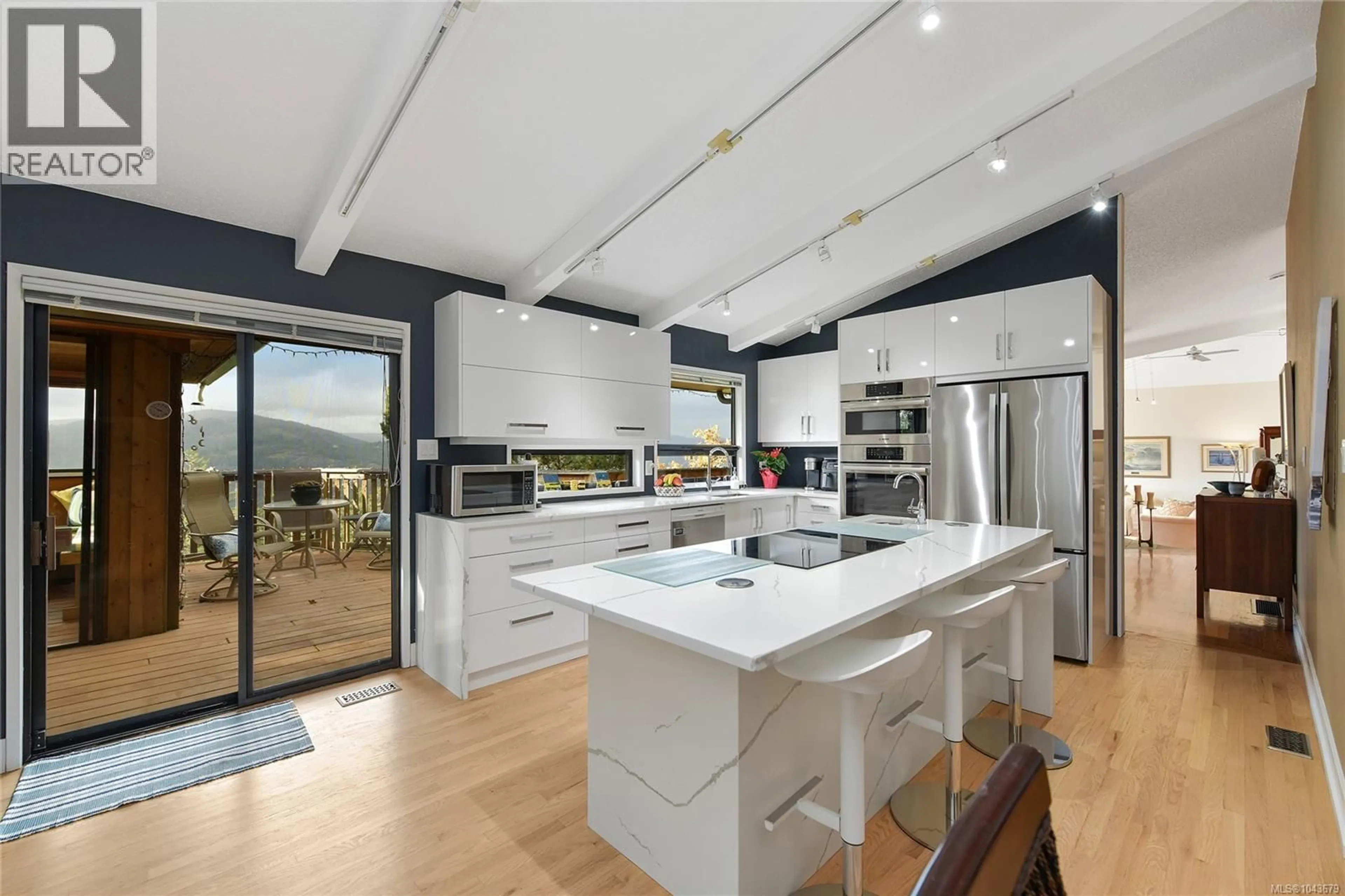 Open concept kitchen, unknown for 754 WALFRED ROAD, Langford British Columbia V9C2N9