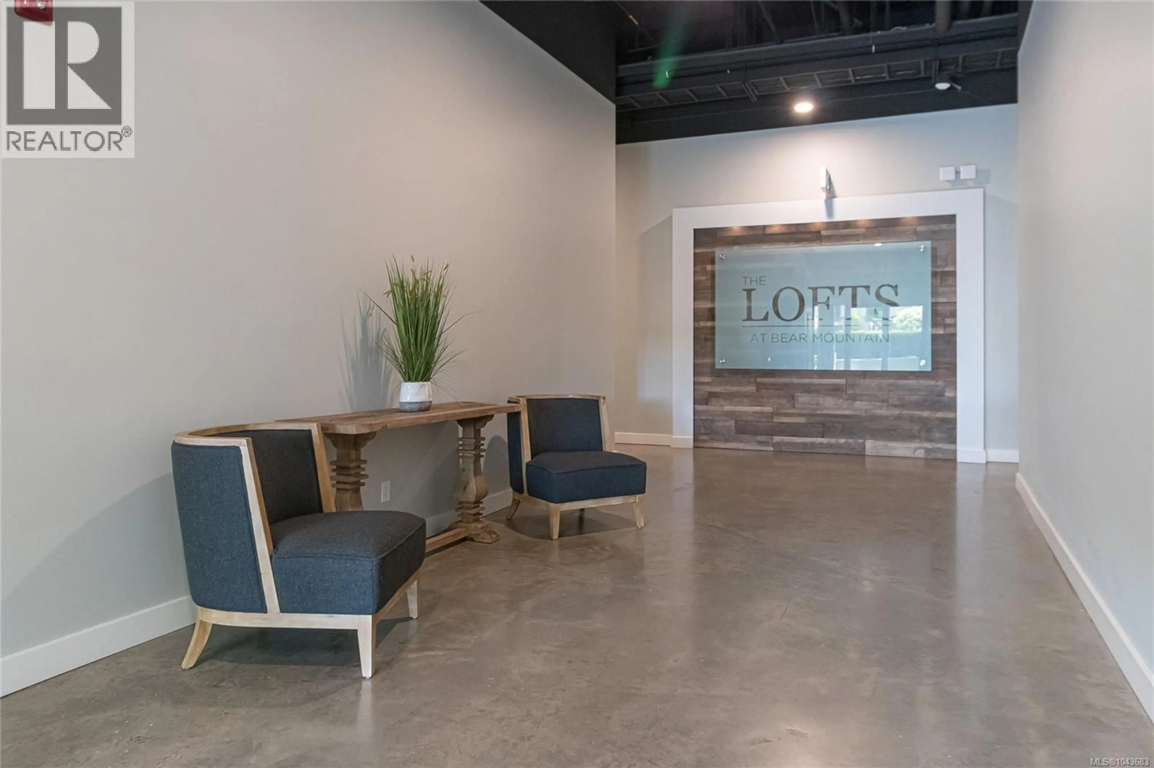 Lobby for 301 - 2049 COUNTRY CLUB WAY, Langford British Columbia V9B1L1